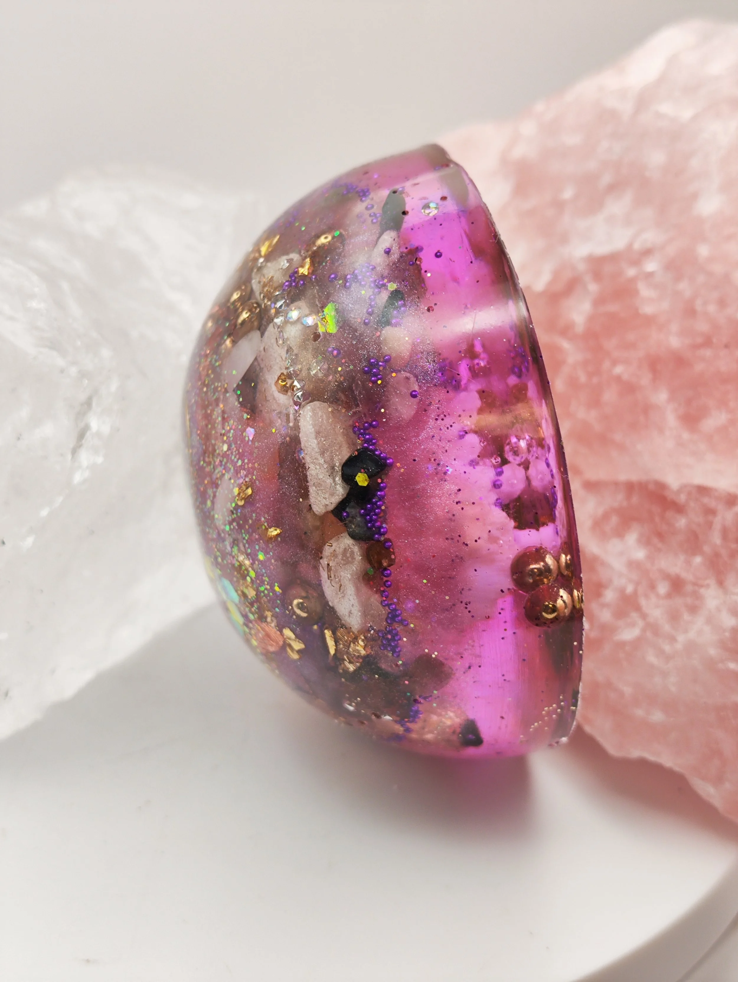 Demi lune pour un voyage au coeur de la galaxie en orgonite