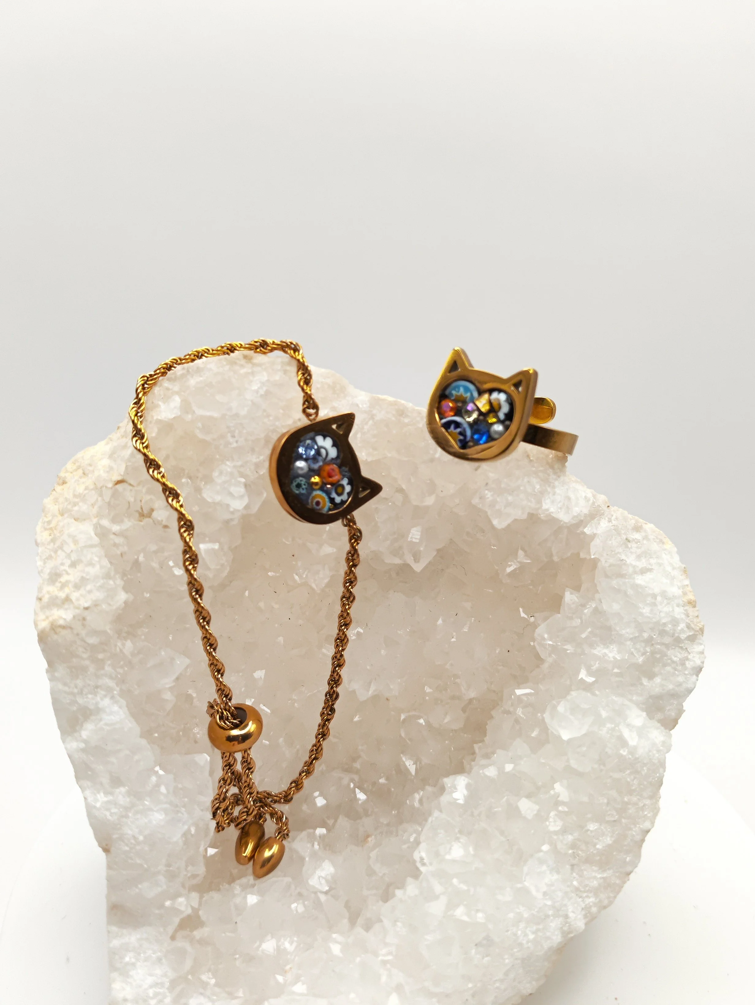 Bracelet et bague chat-coeur or jaune 18k
