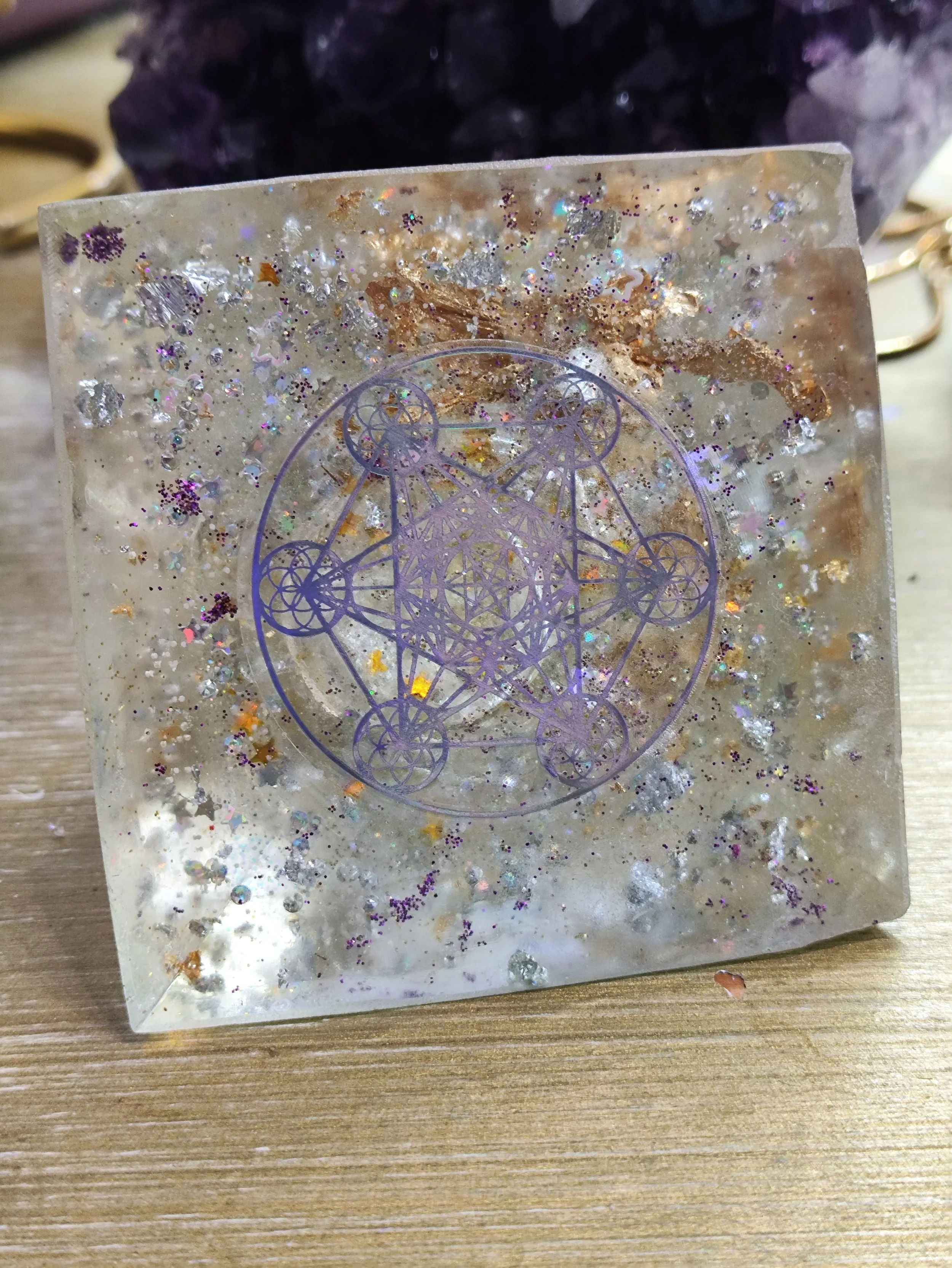 Orgonite pyramide metatron