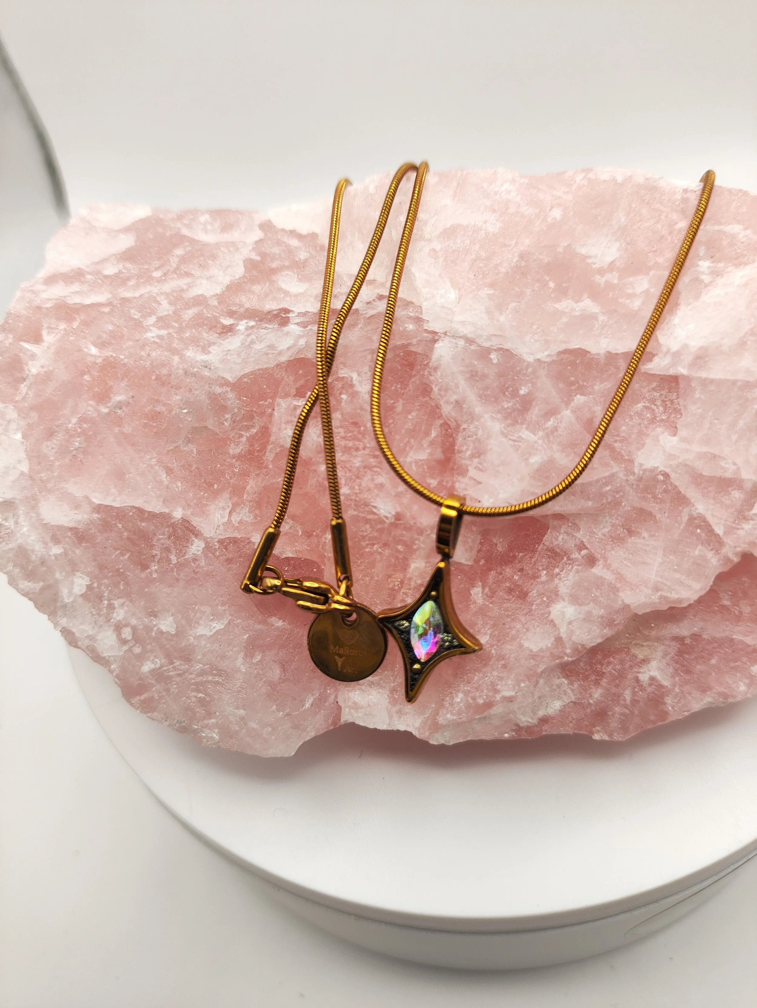 Pendentif etoile de protection or plaqué 18k