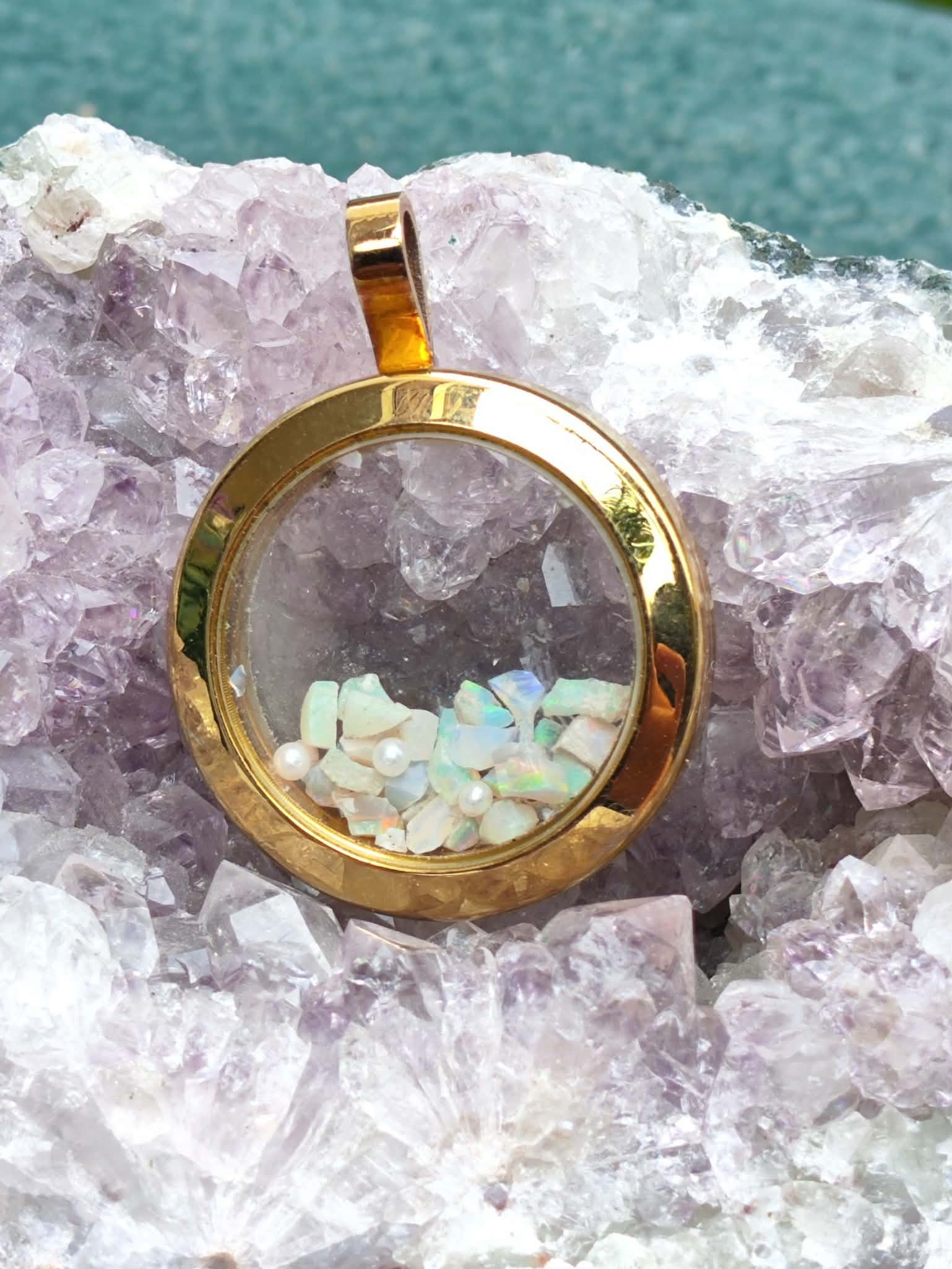 Pendentif plaque or 18k avec opales brutes d Australie