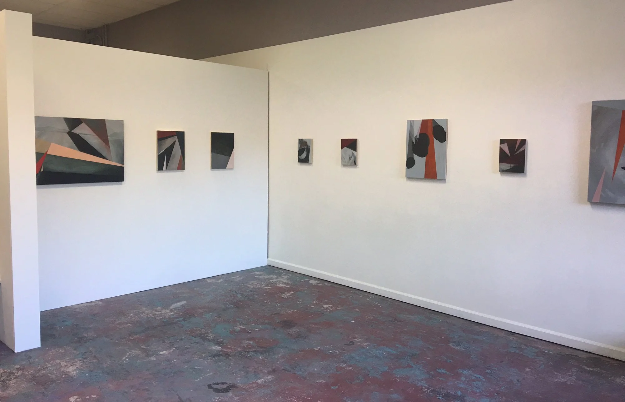 Progress show
Hanging complete