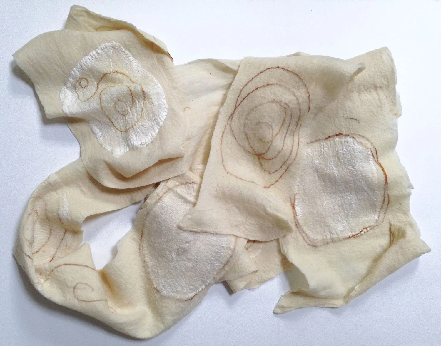 Please Touch 12
2019
Wool, silk yarn, silk mawata (stretched silkworm coccoons)
12 x 120 inches