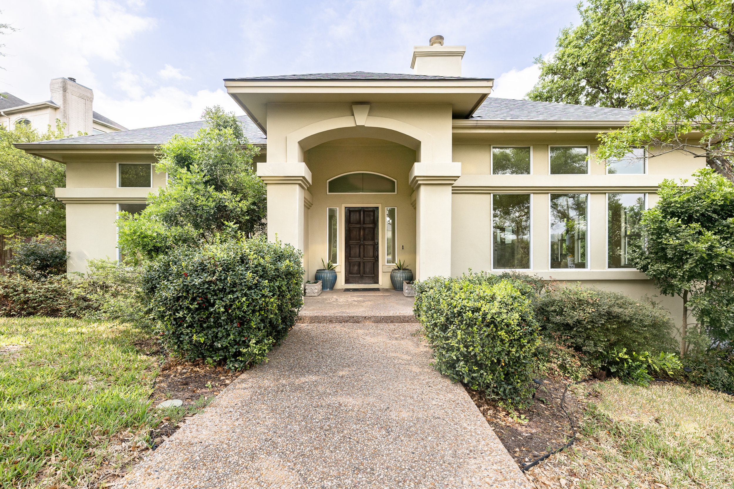 Exterior-Front-1.jpg