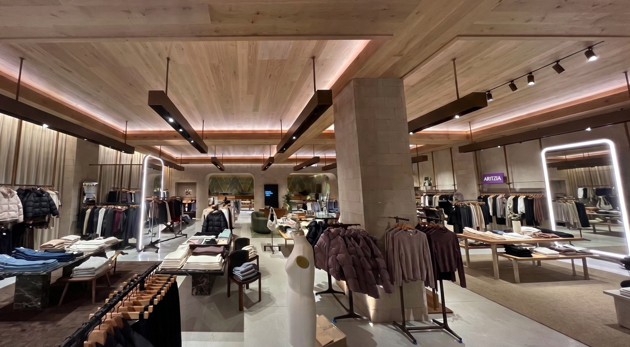 Aritzia 211.png