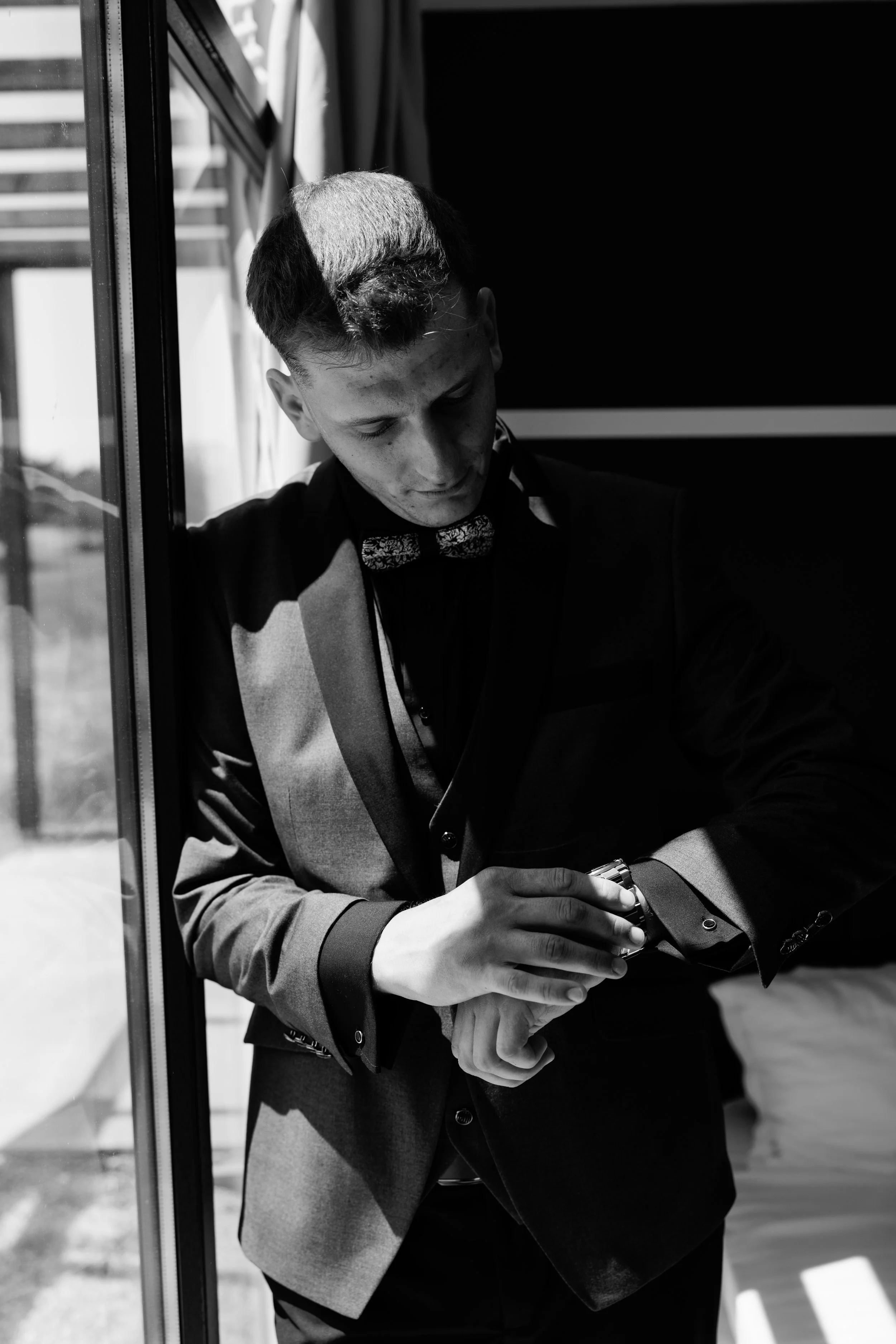 jenni-erik-sneakpeek-15.jpg