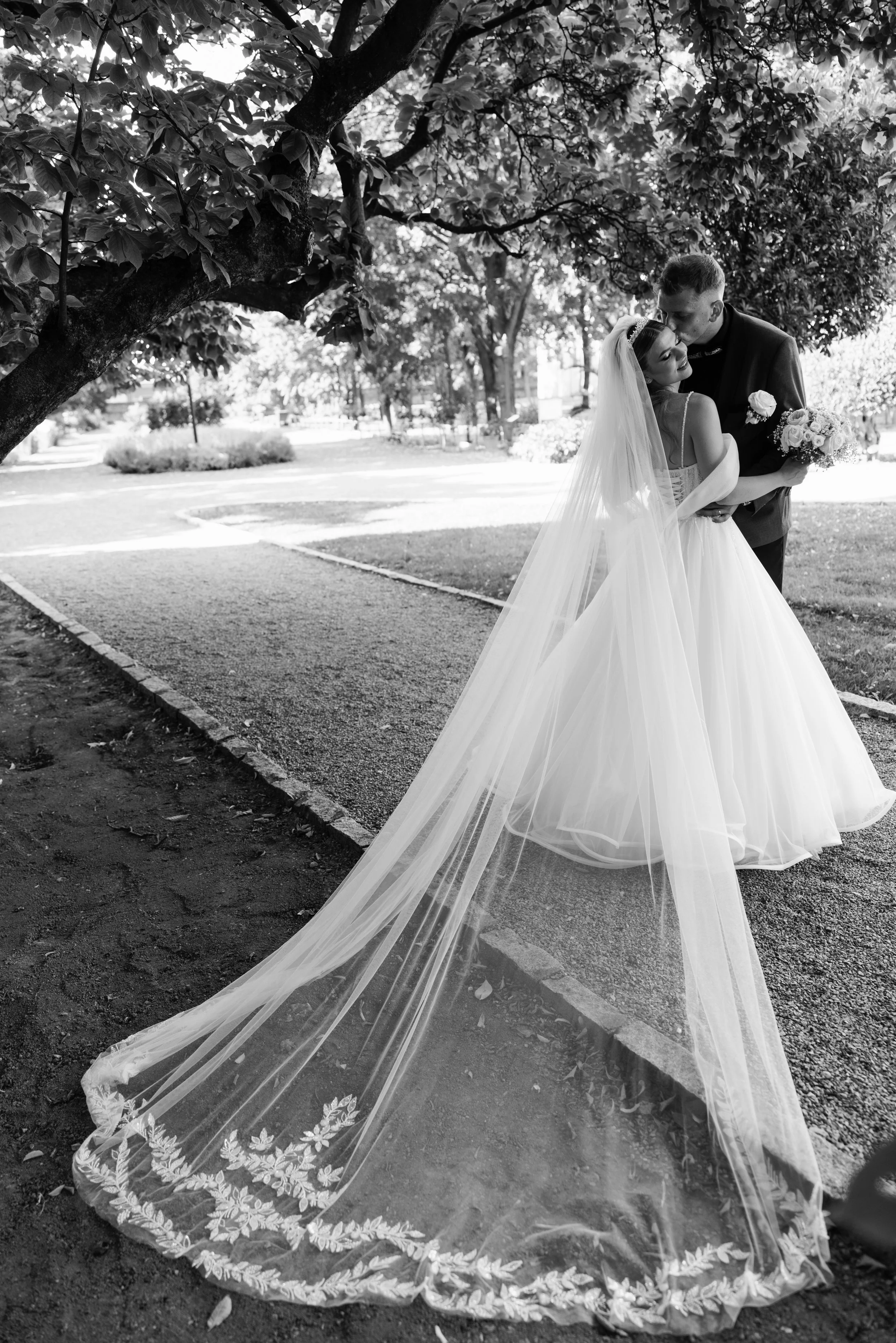 jenni-erik-sneakpeek-23.jpg
