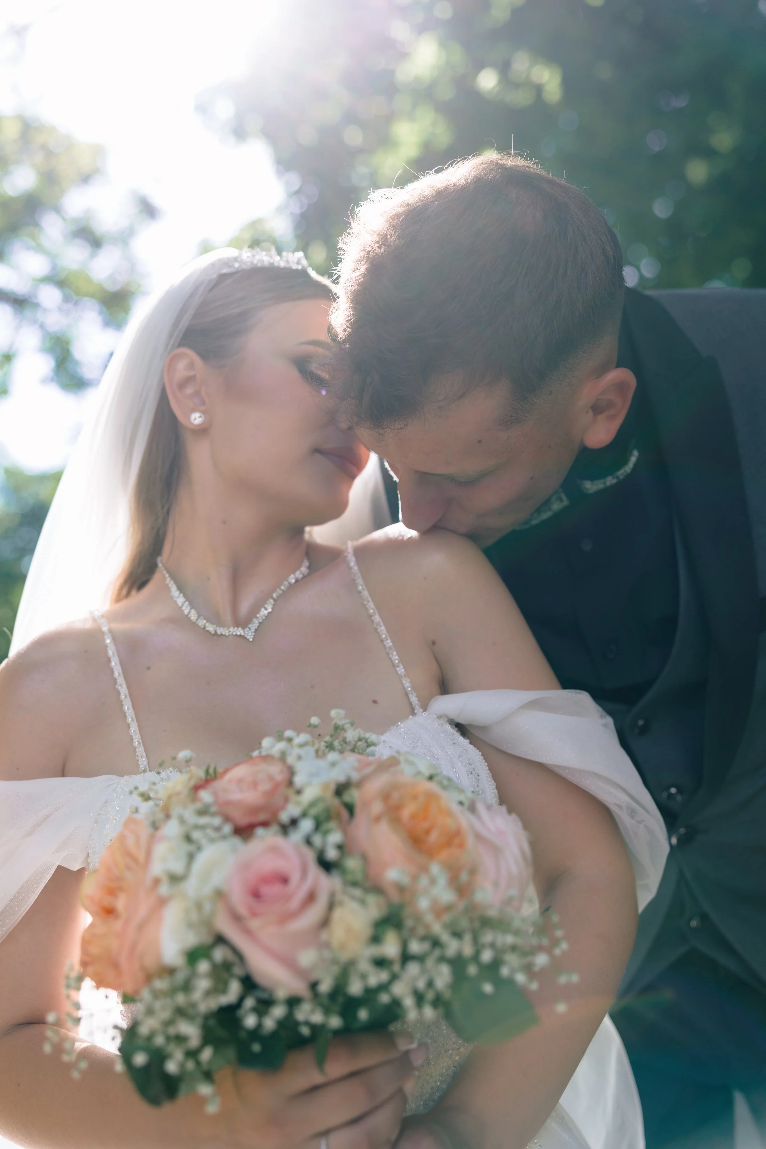 jenni-erik-sneakpeek-24.jpg