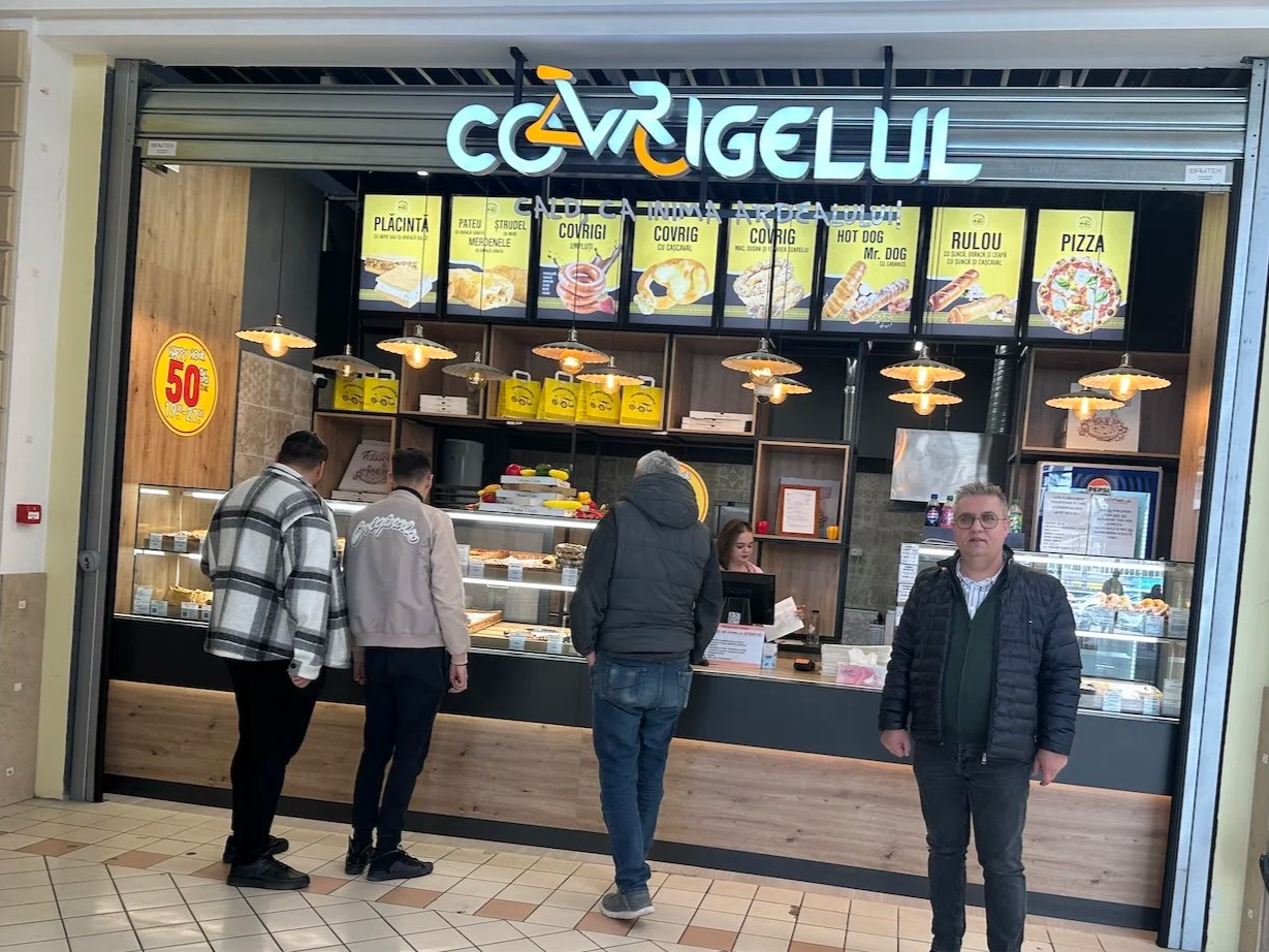 Centrul Comercial Supernova Lujerului