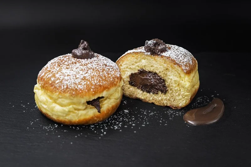 Gogoașă cu ciocolată 