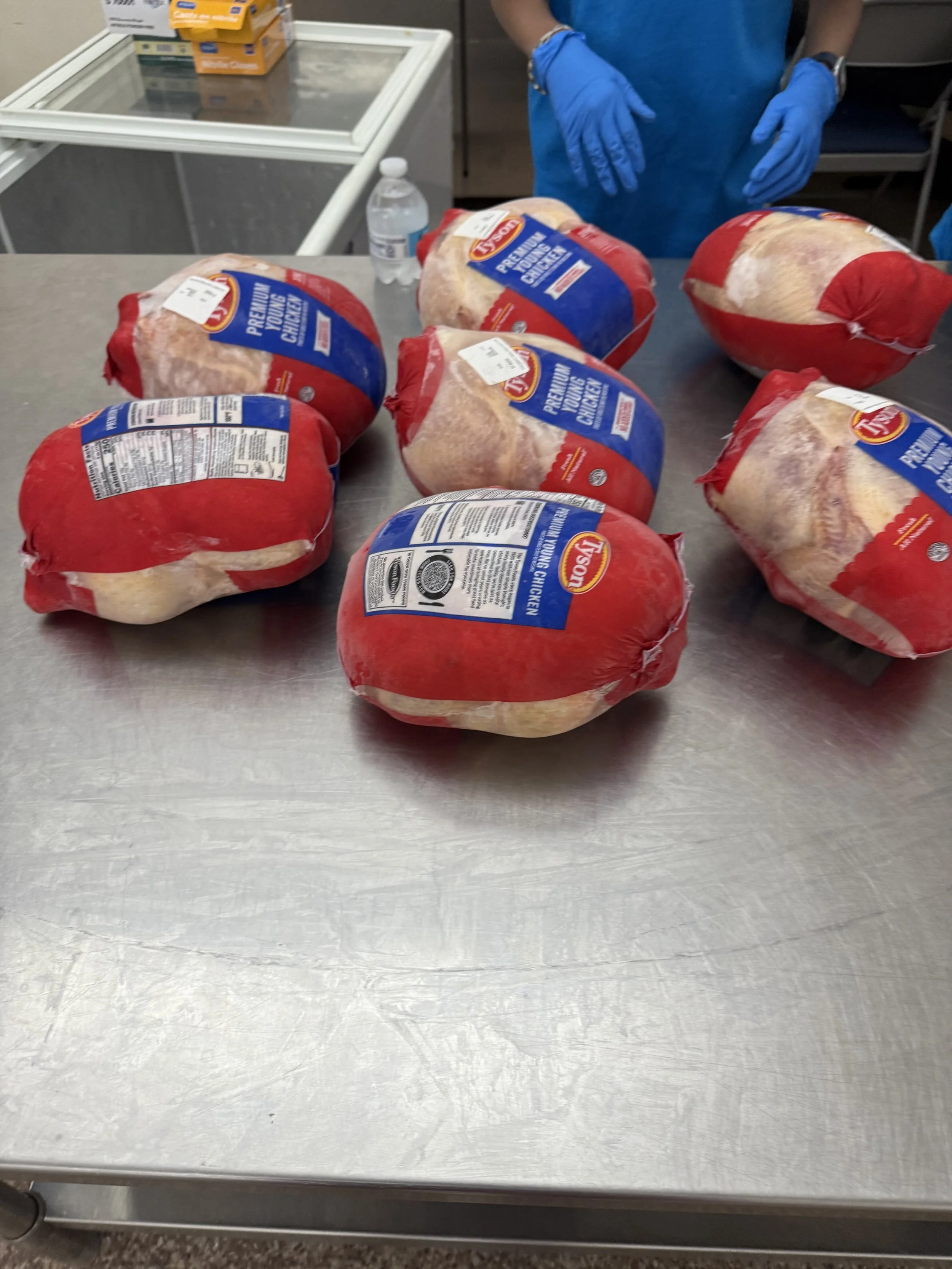 Chicken from Costco and The Imagine Society at the July 2026 Pantry.  Pollo de Costco y The Imagine Society en la Despensa de julio de 2026.