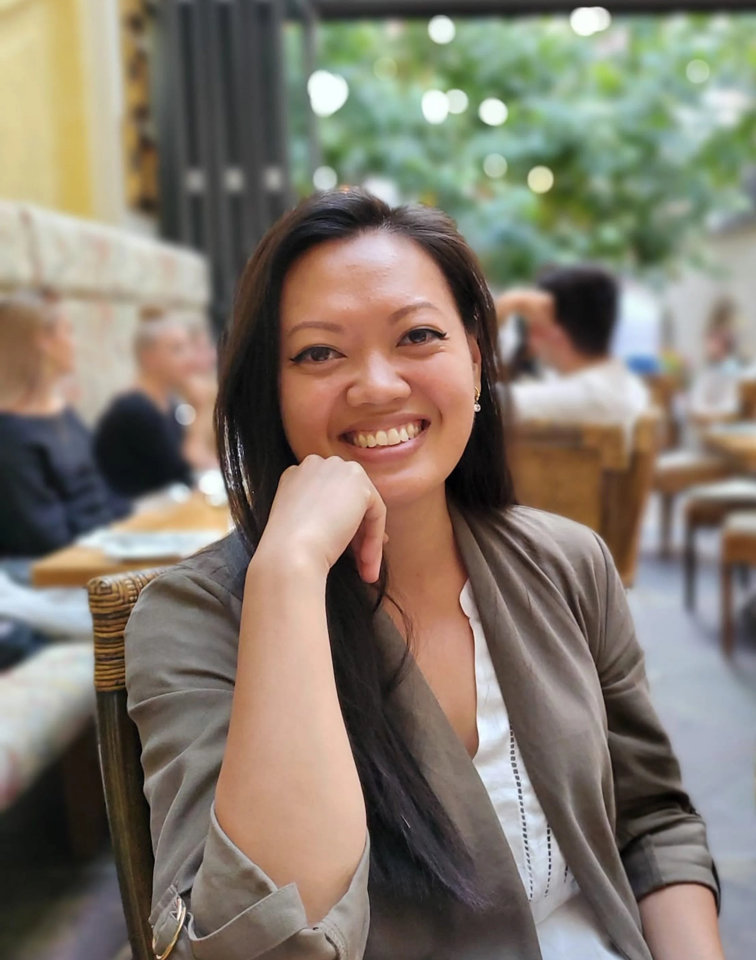 Ly Tran author
