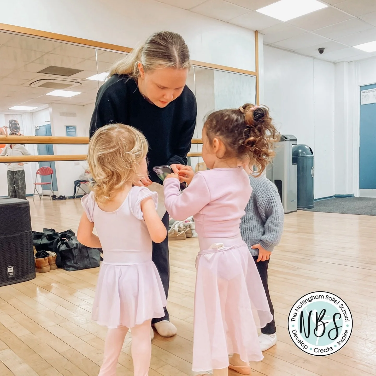 Some of our teeniest dancers collecting their stickers at the end of class yesterday - just the cutest!

The magic of being a part of NBS starts in our Pre-School Ballet classes where we explore basic ballet steps and imaginative movement 🌼 

Our se