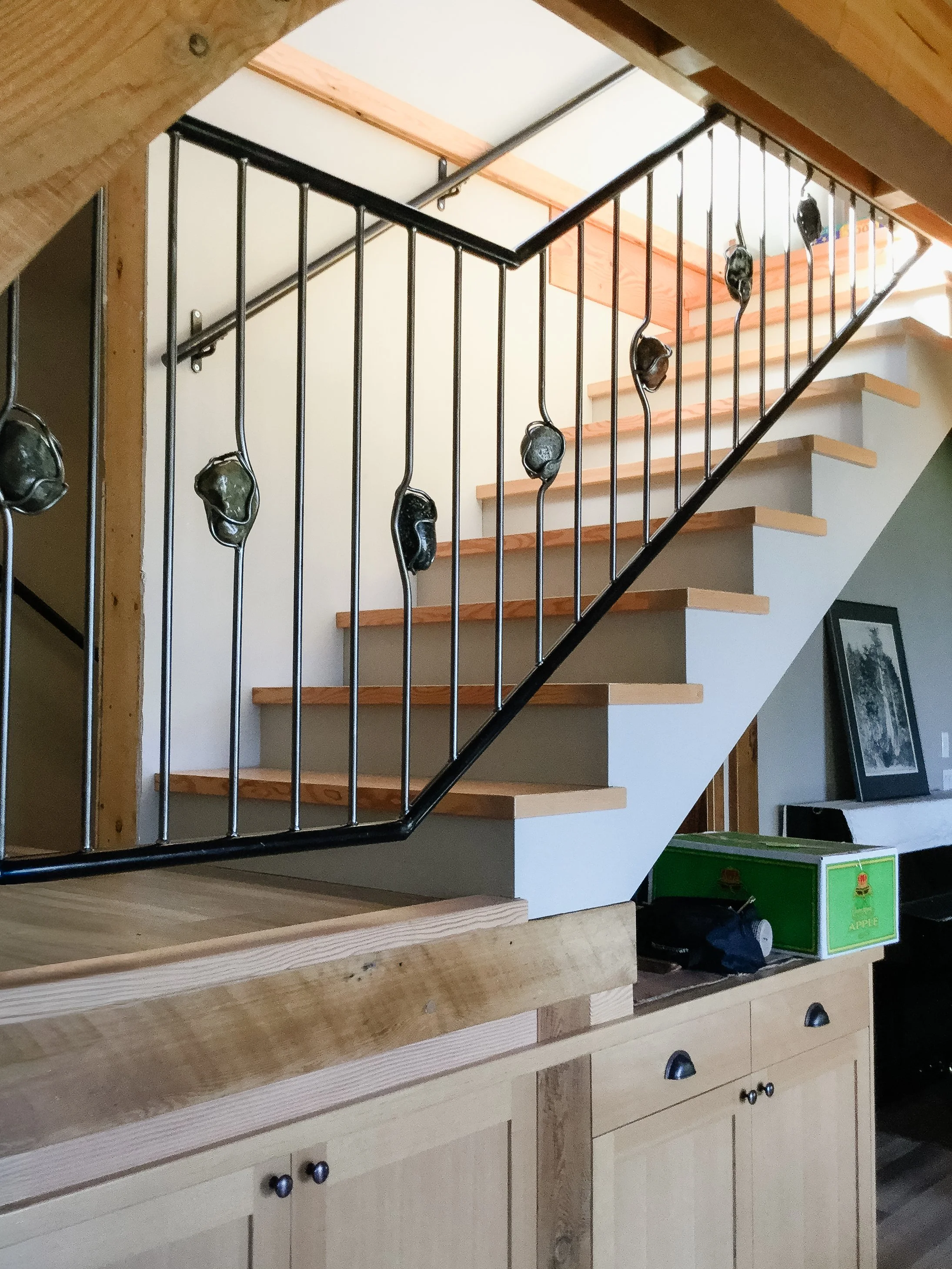 custom-wrought-iron-staircase-railing-lethbridge