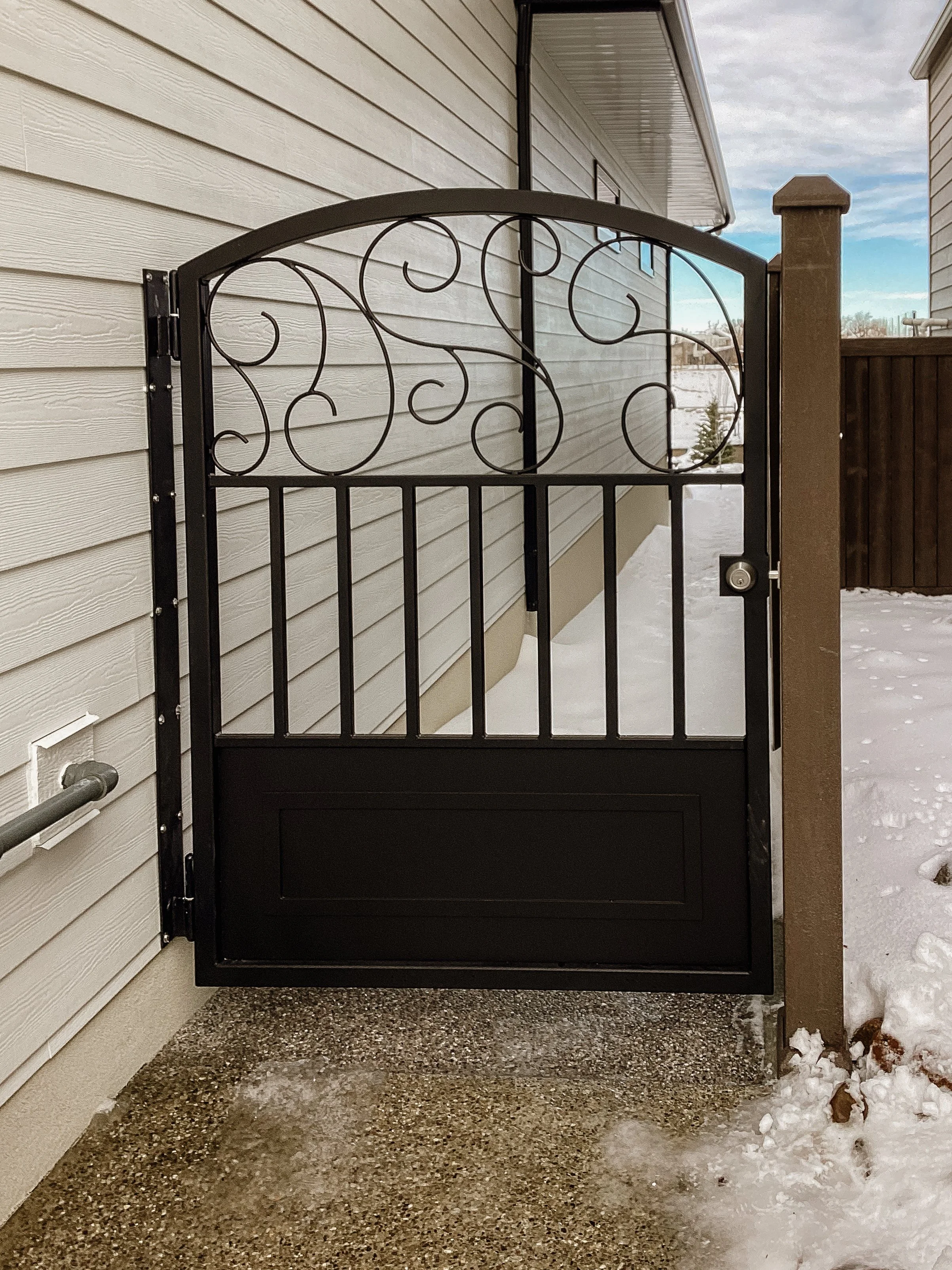 custom-iron-gate-lethbridge-alberta