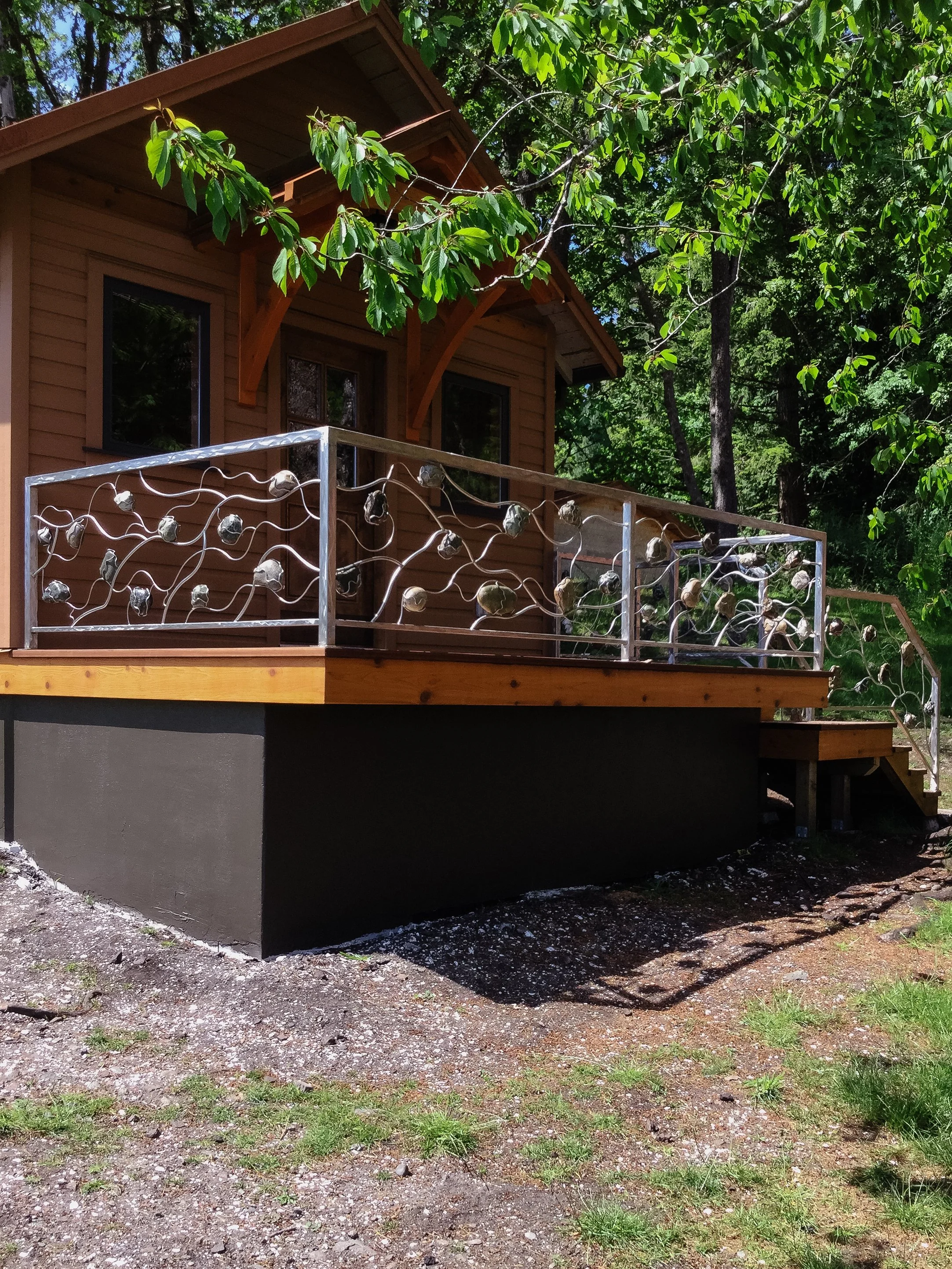 custom-deck-railing-southern-alberta.jpg