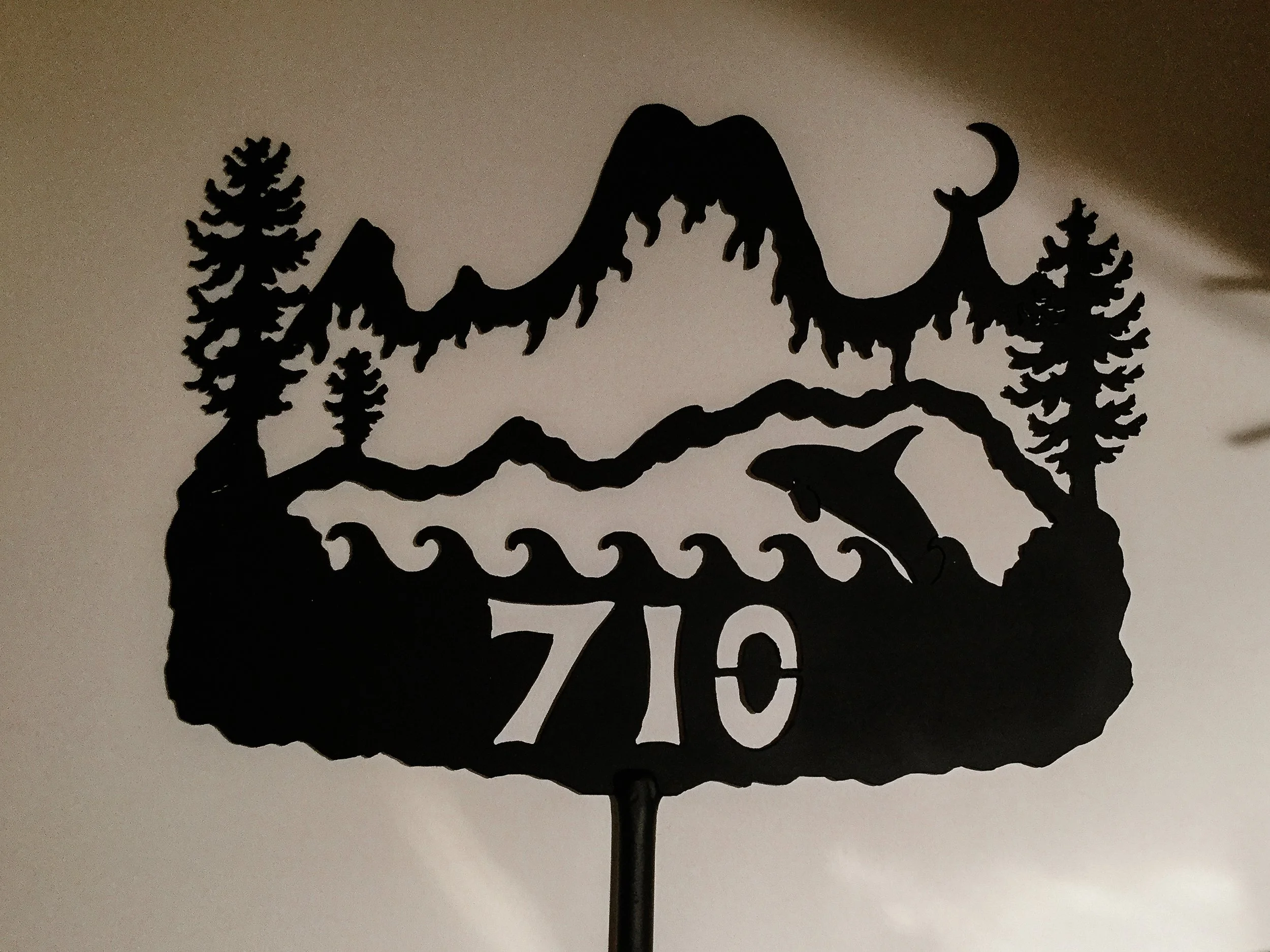 custom-metal-house-number-sign-southern-alberta