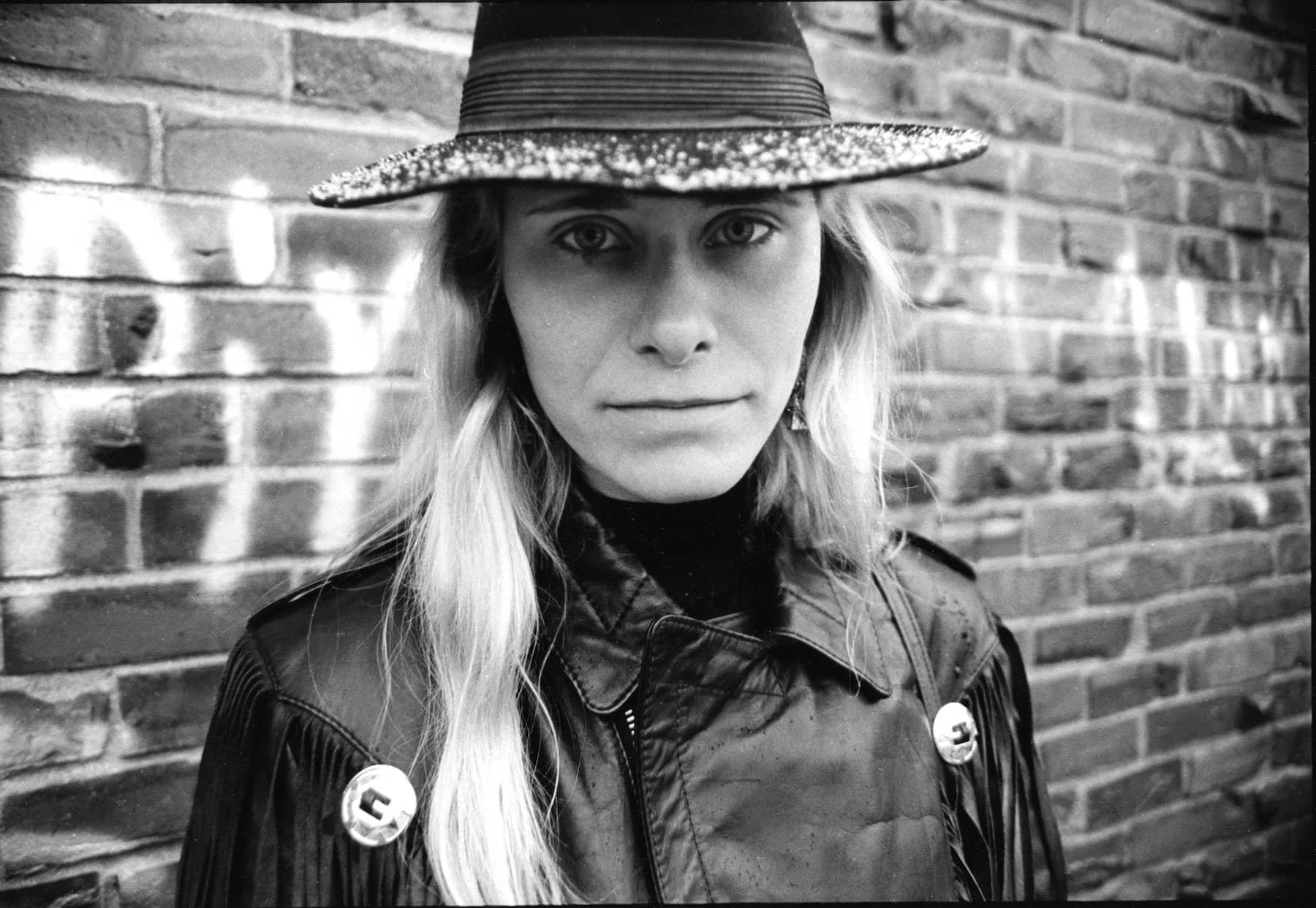 12_boston_woman_hat.jpg
