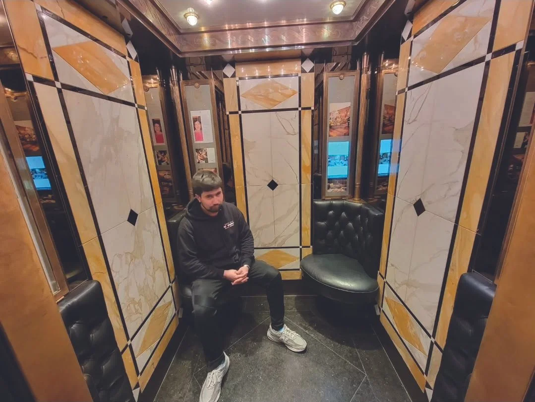 A Tour Tale