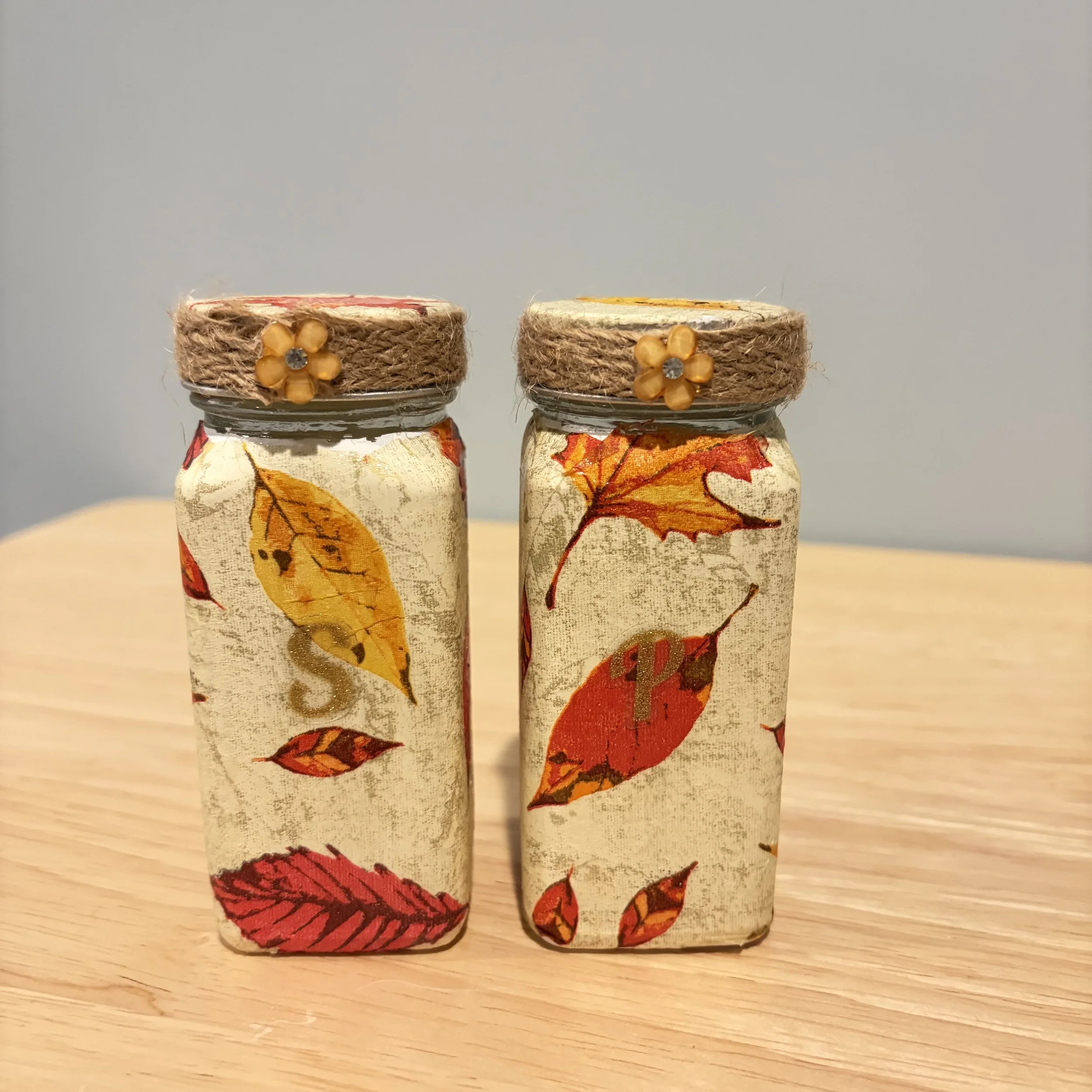 Autumn Leaf Shakers