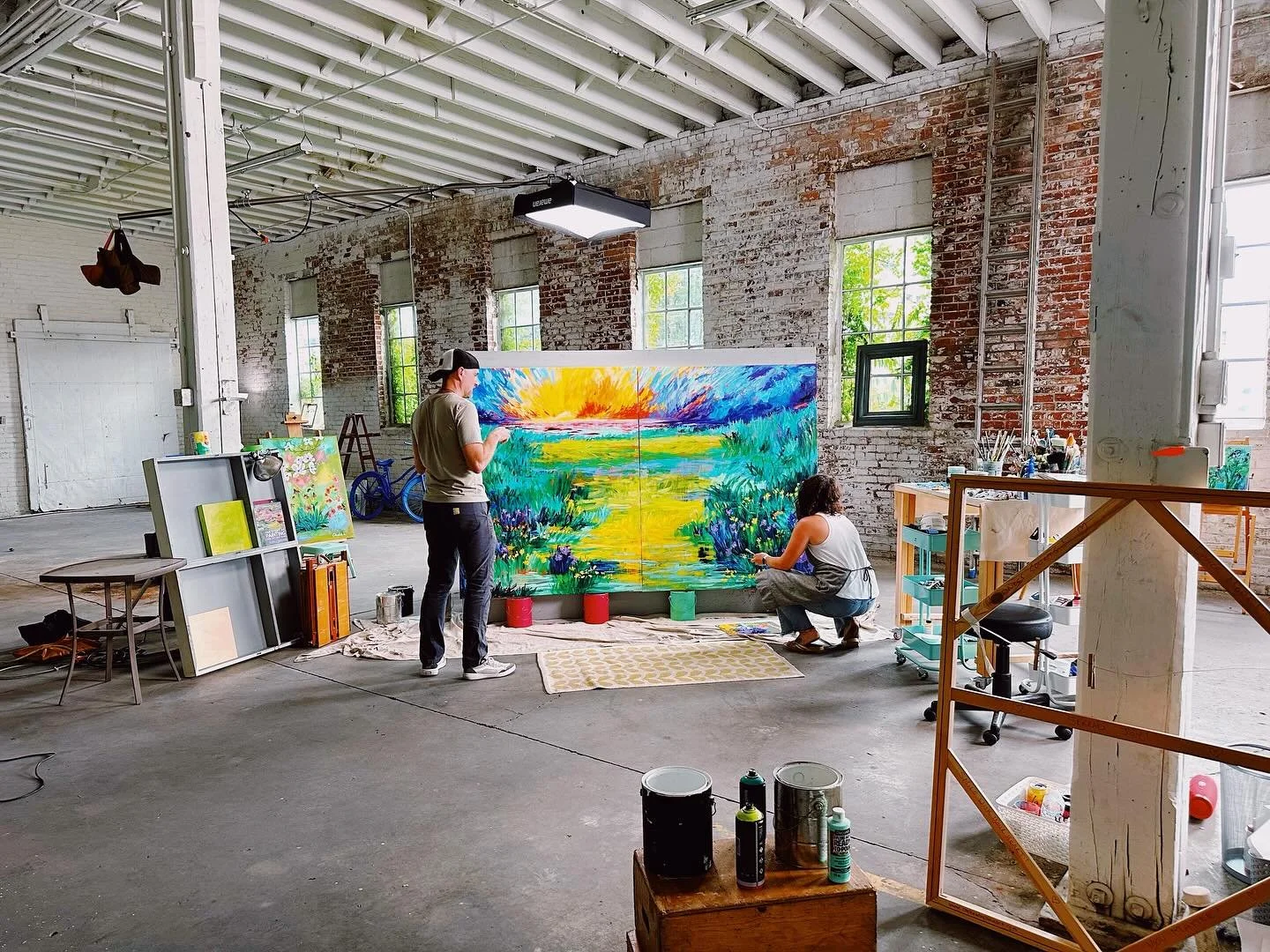 BTS from a new project coming out this week. Plot Line Media collaborated with @welbornfdn and @chels.e.art to celebrate Welborn&rsquo;s twenty-fifth year of supporting regional non-profits working toward human flourishing.

We rented out a large war