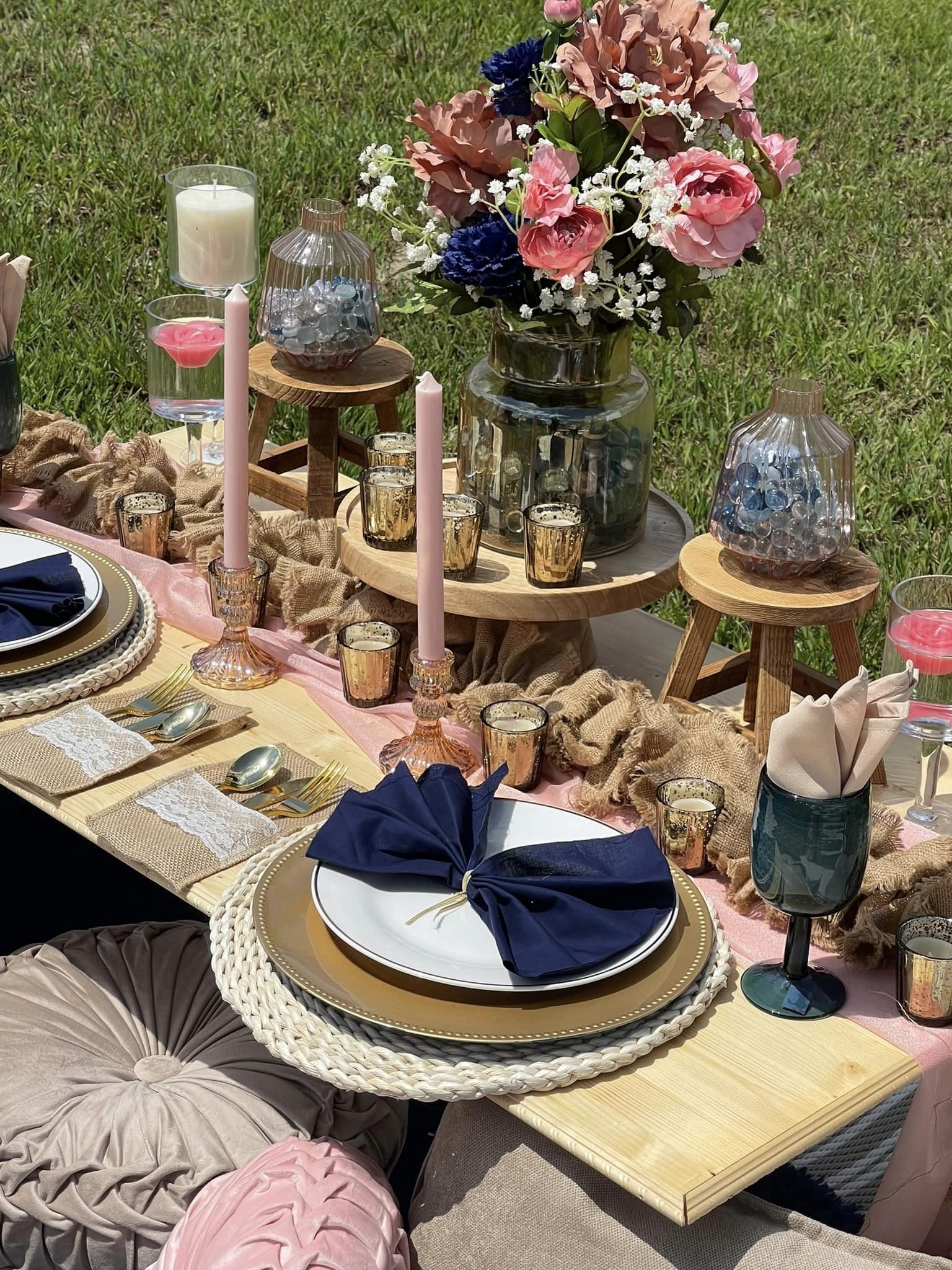 Indoor/Outdoor Picnics