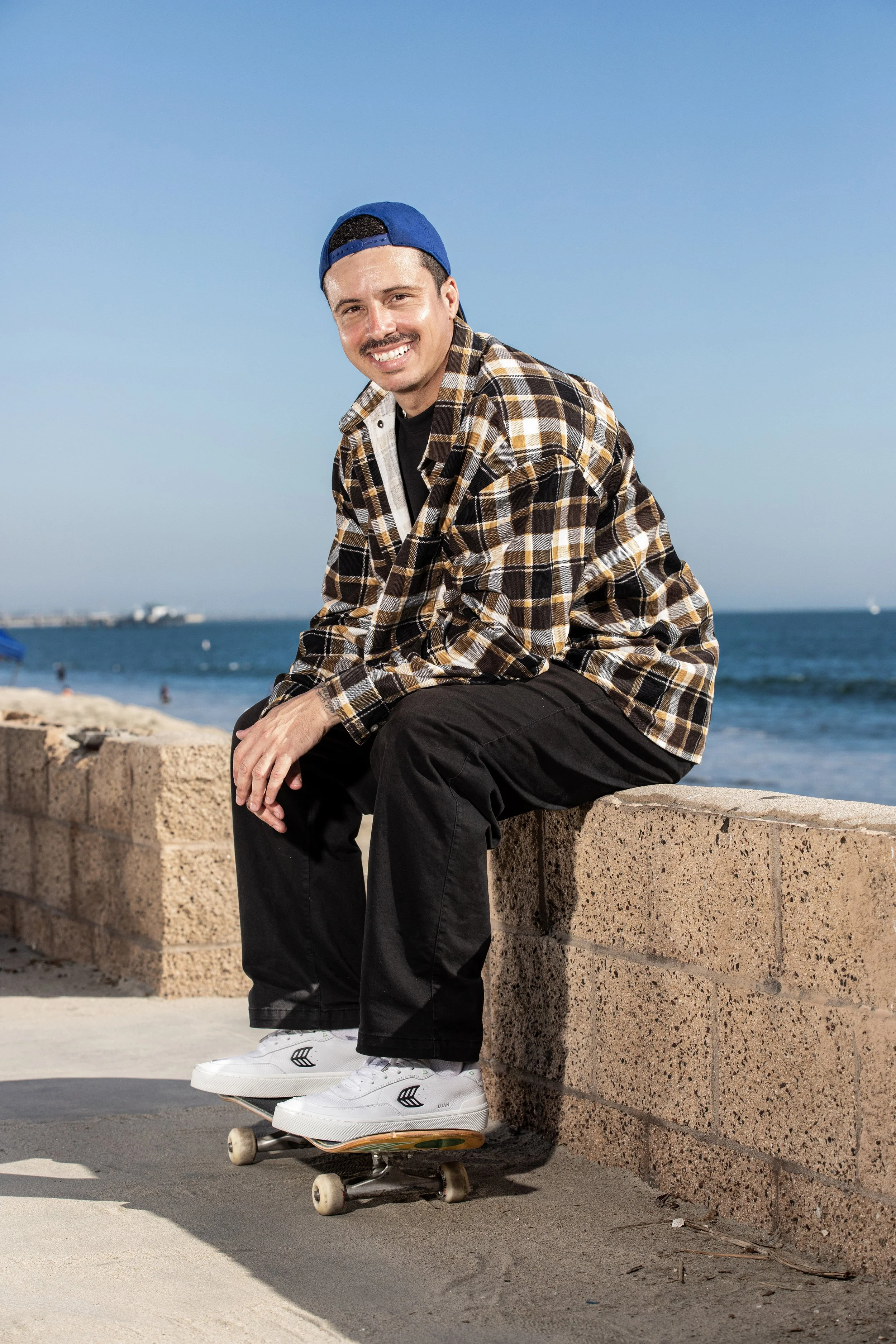 Luan wearing white black shoe portrait (RE-EDIT).jpg
