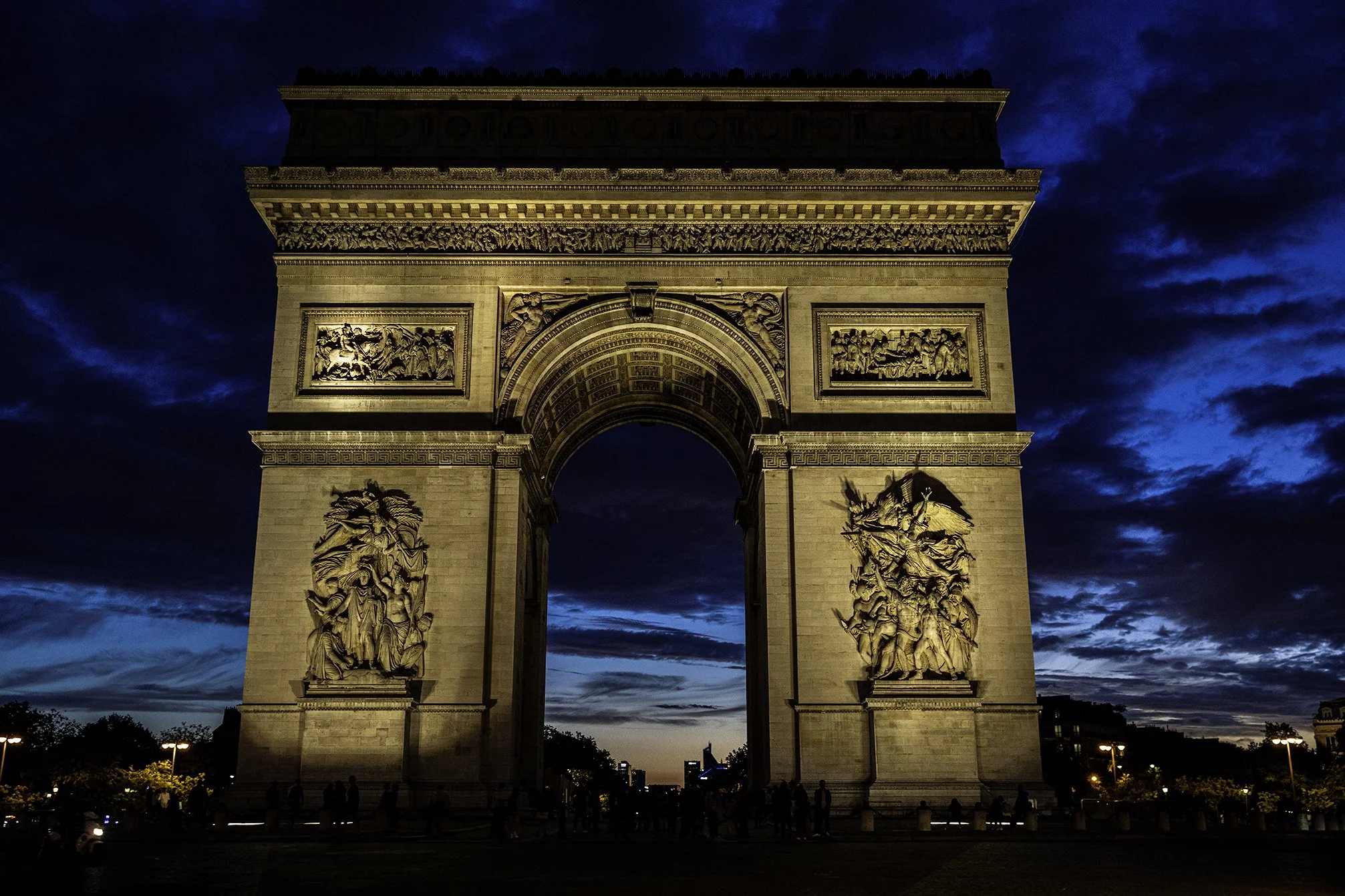 Arc De Triomphe 2.jpg