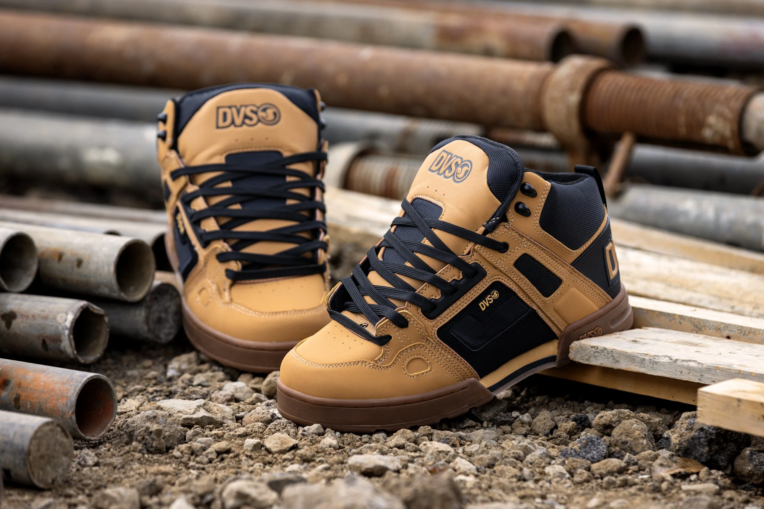 Chamois:gum Comanche boot product photo 4.JPG