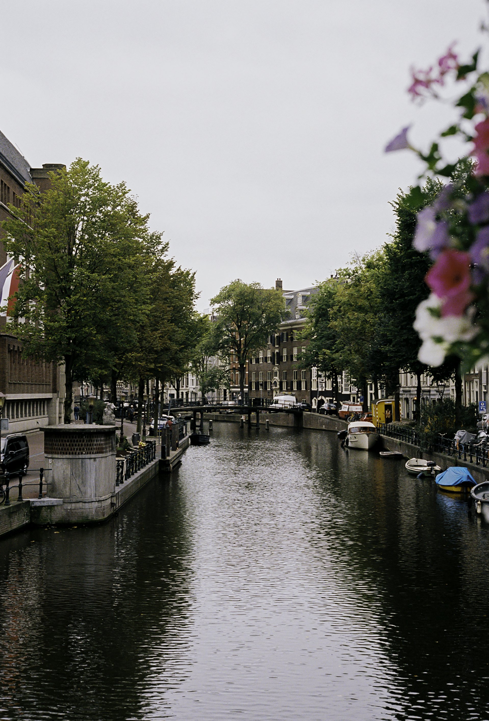 Amsterdam canal.JPG