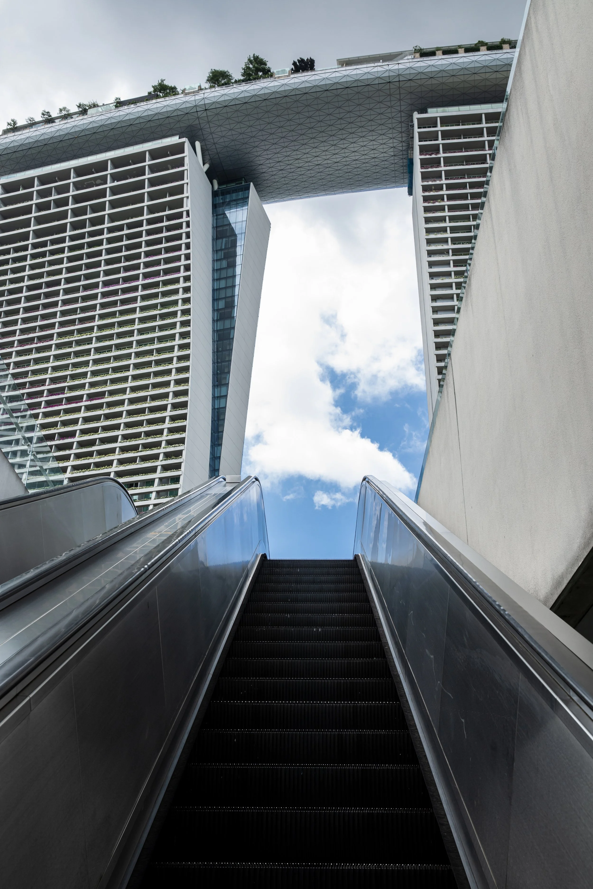 Escalator up to Marina Bay Gardens 1.JPG