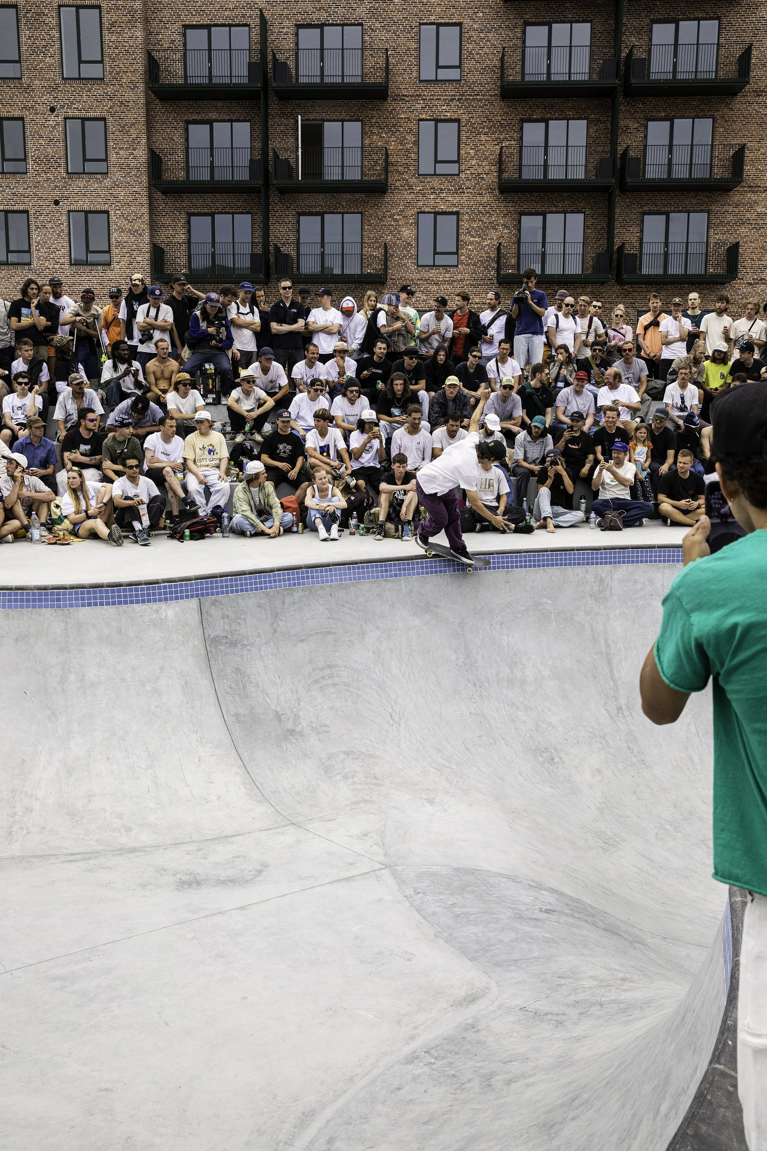 Skater bs smith in bowl.jpg