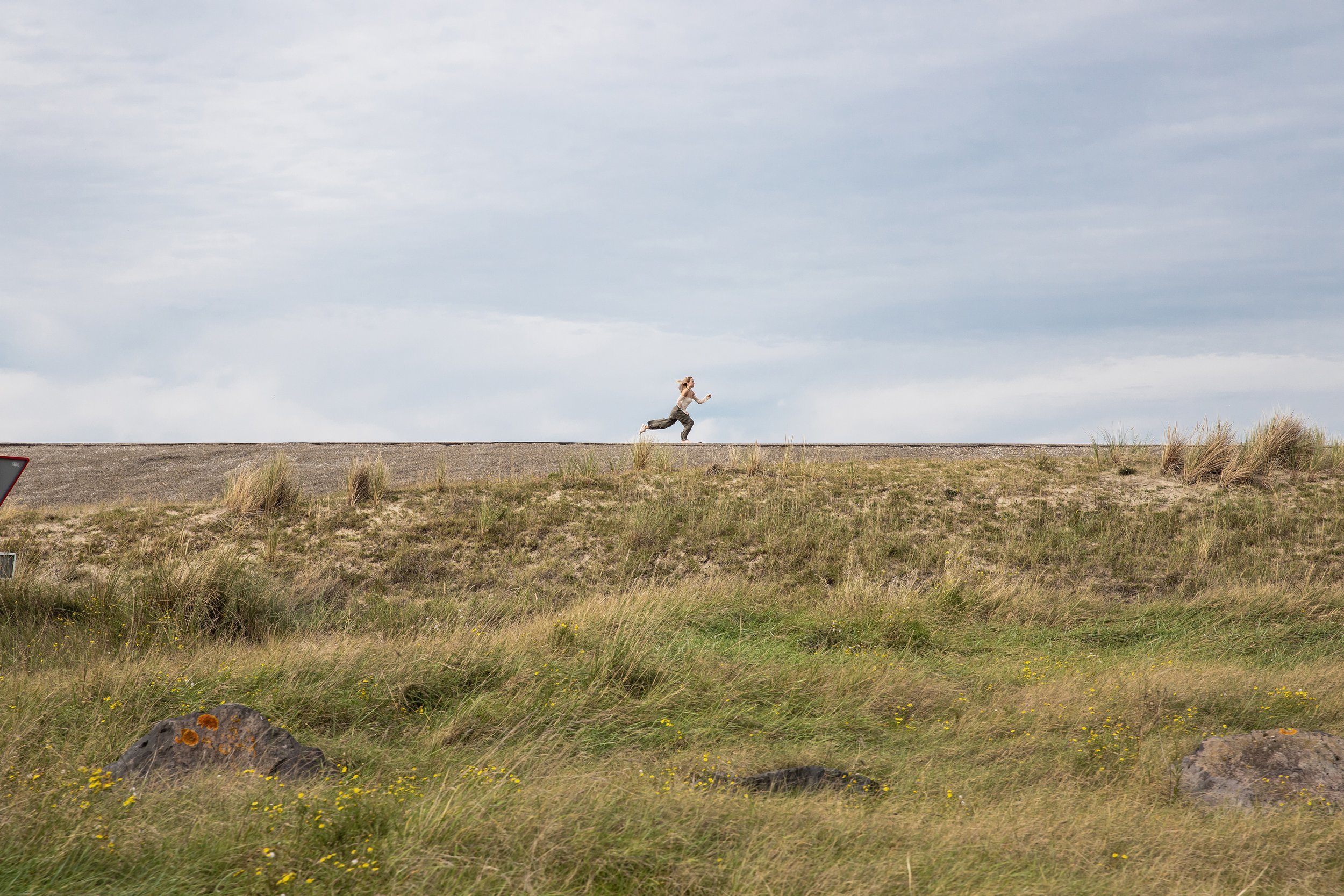 Sterre pushing on hill 2.jpg