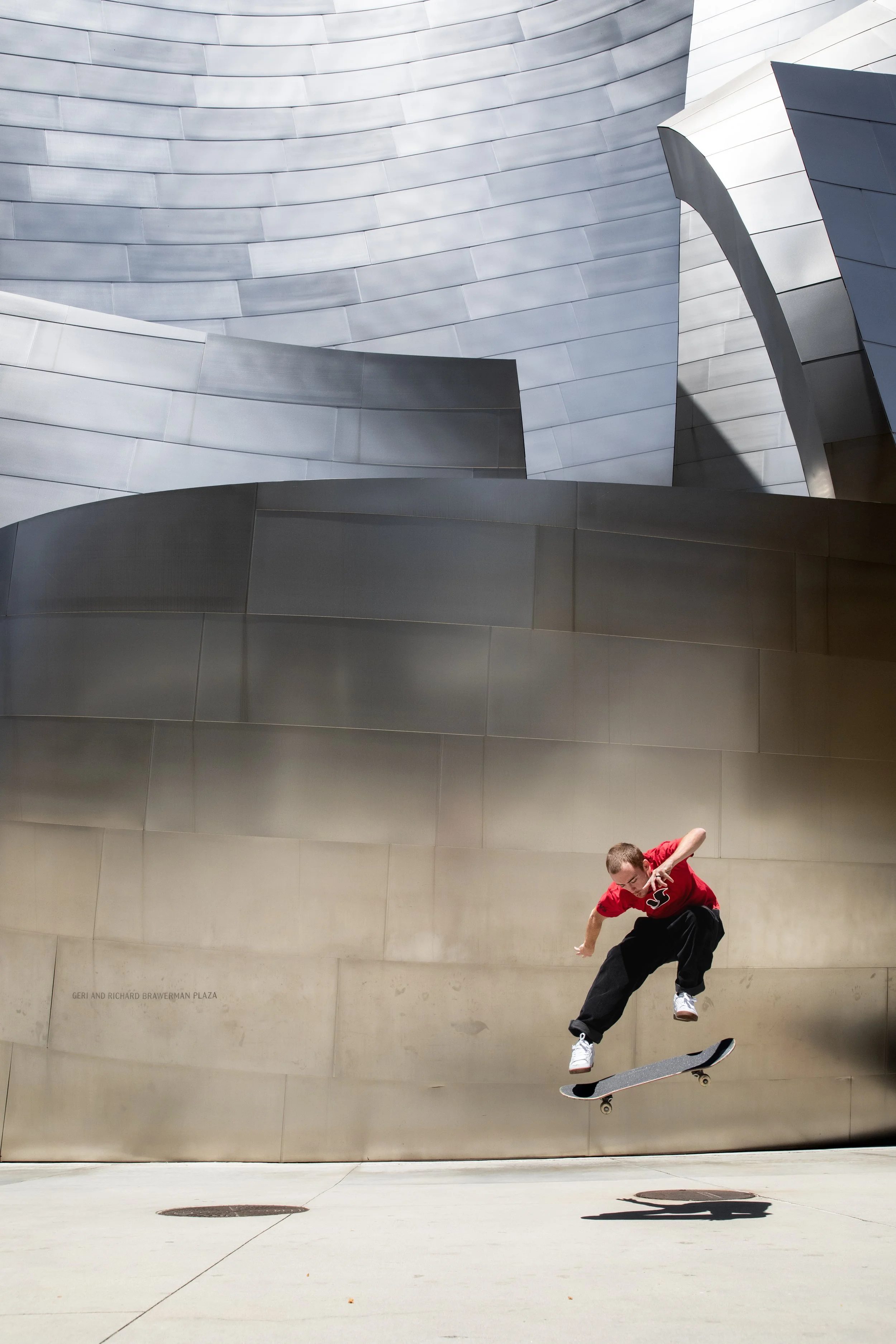 Tyler pop shuv by Walt Disney Concert Hall.JPG