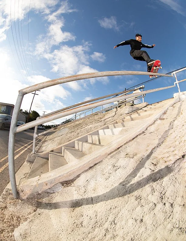 Kwesi nollie front board.jpg
