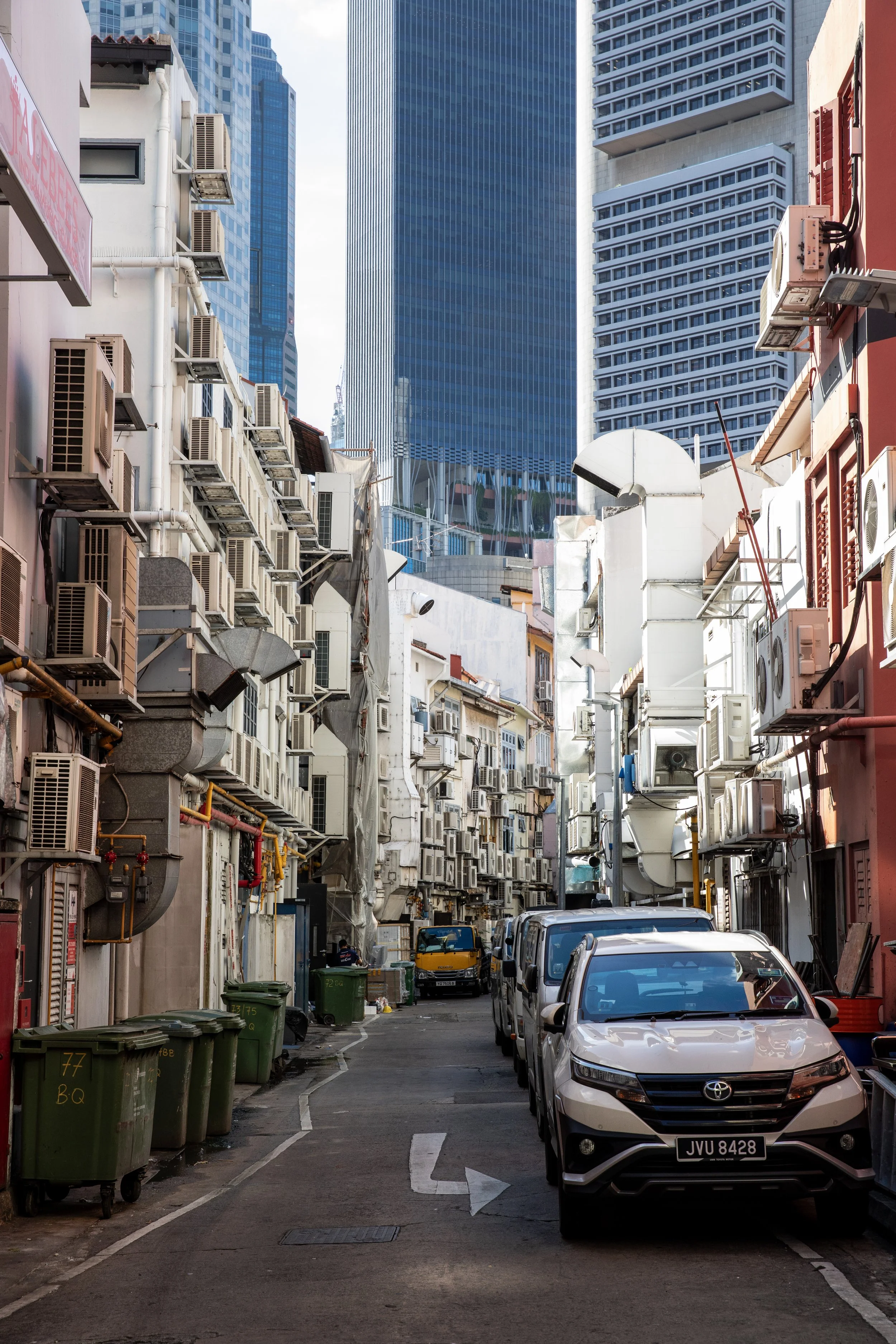 Alleyway in Chinatown 2.JPG