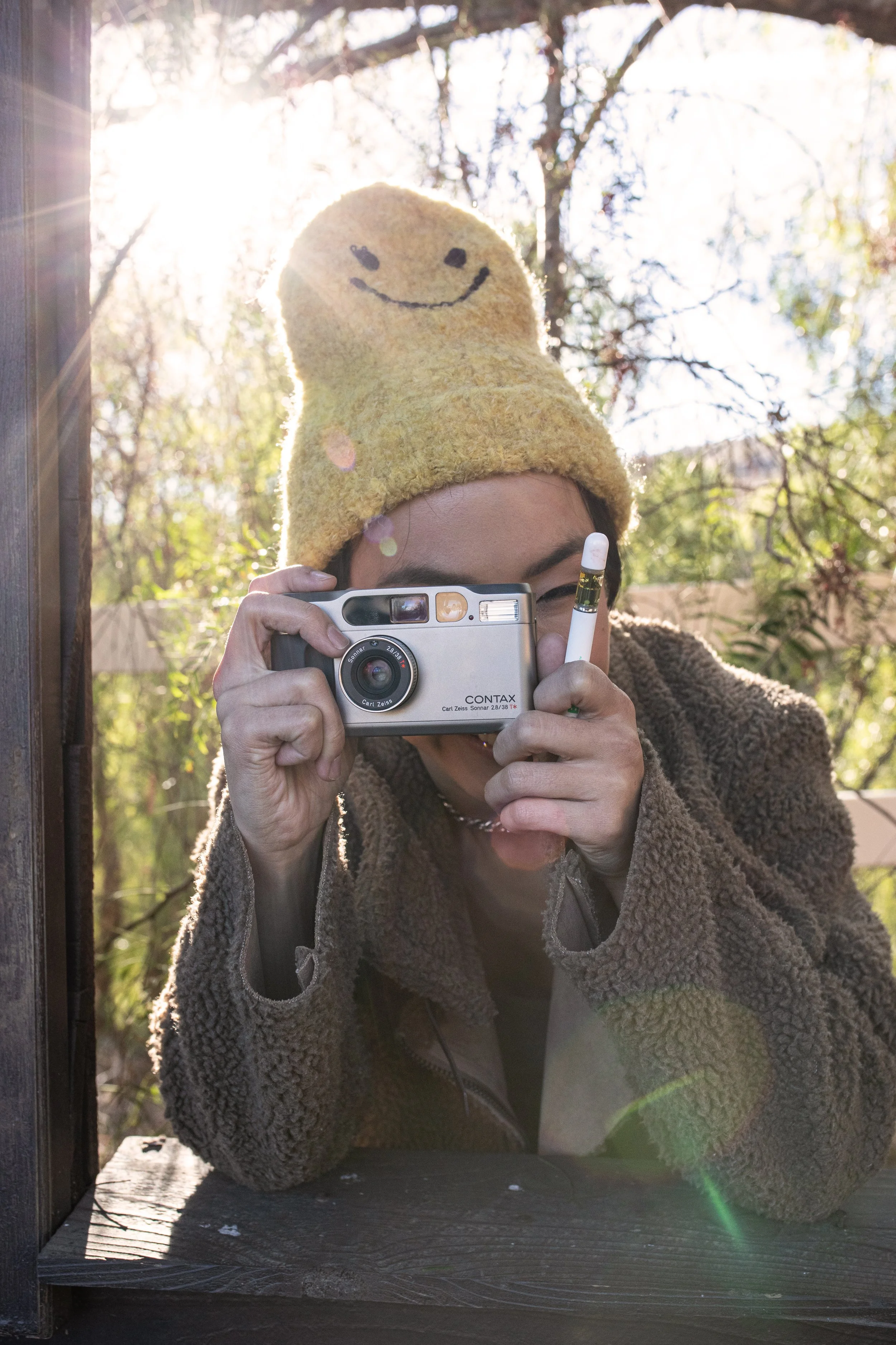 Demi w: shooting photos with white pen 1.JPG