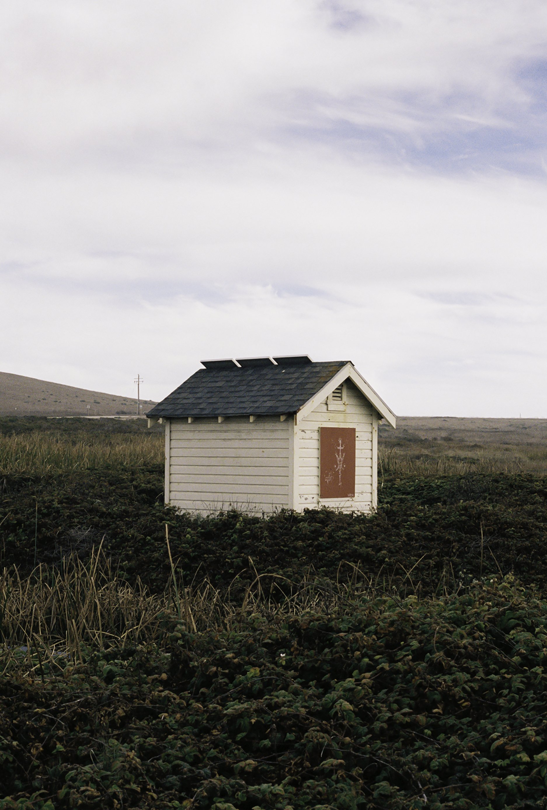 Shed near beach 2.JPG