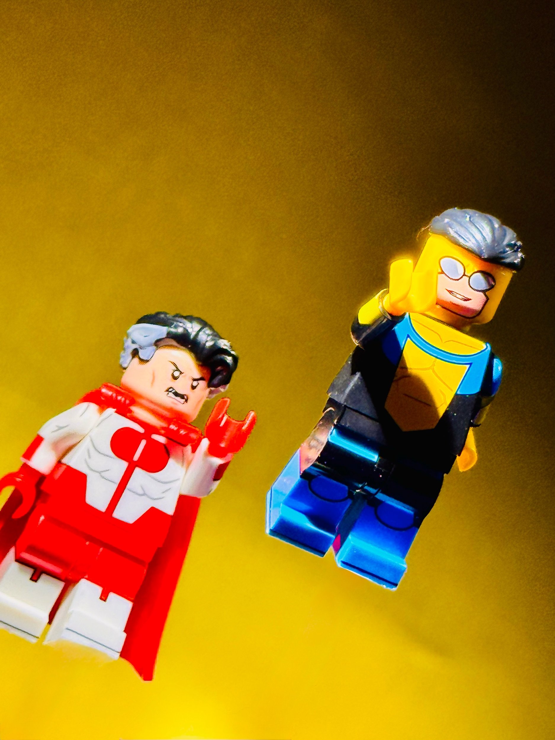 Omni Man & Invincible Concept Minifigure Bundle