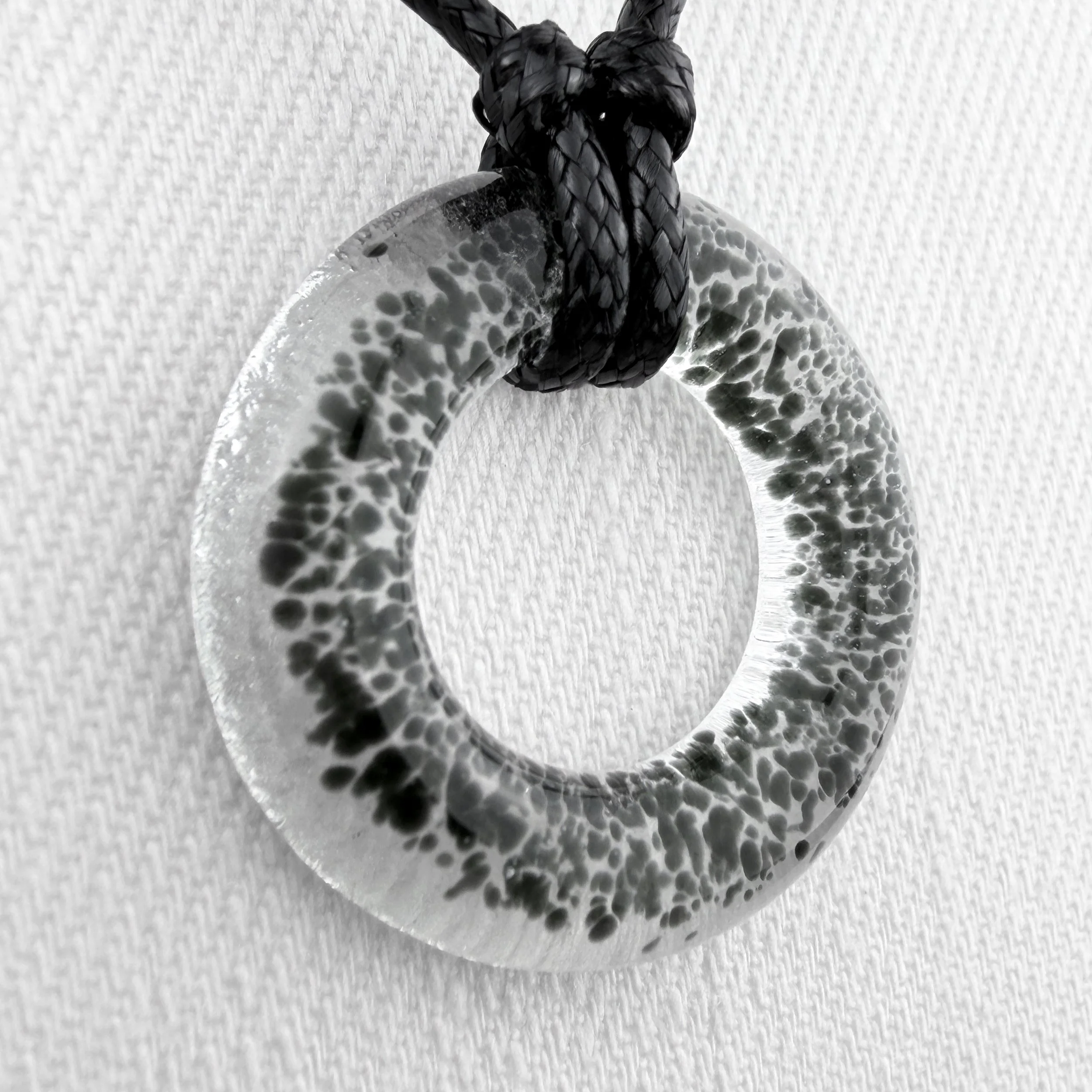 IMG_2456_BlackPetiteAureole_ProductSide.jpg