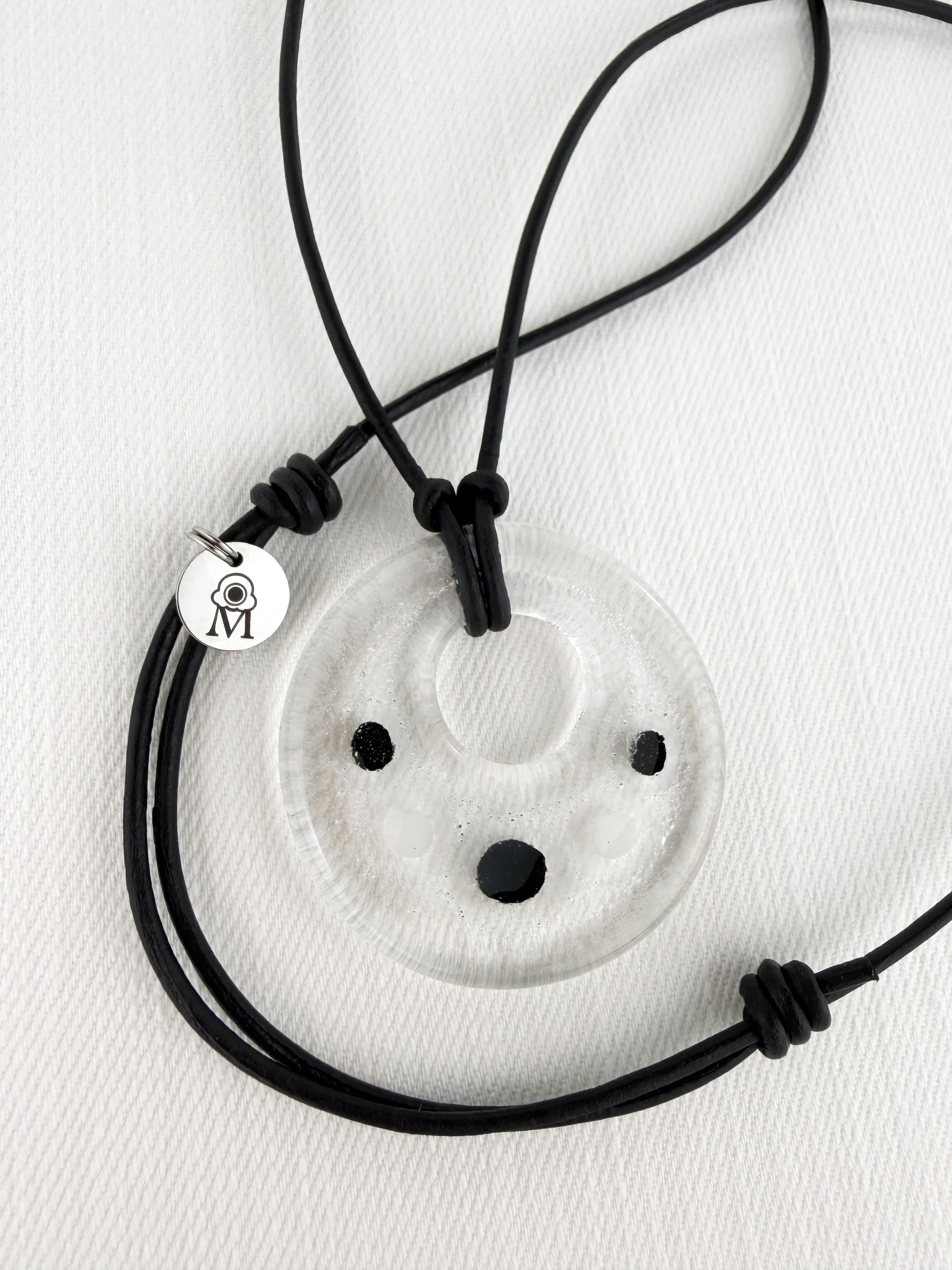 IMG_1204_MimiBlackWhite_ProductStylized.jpg
