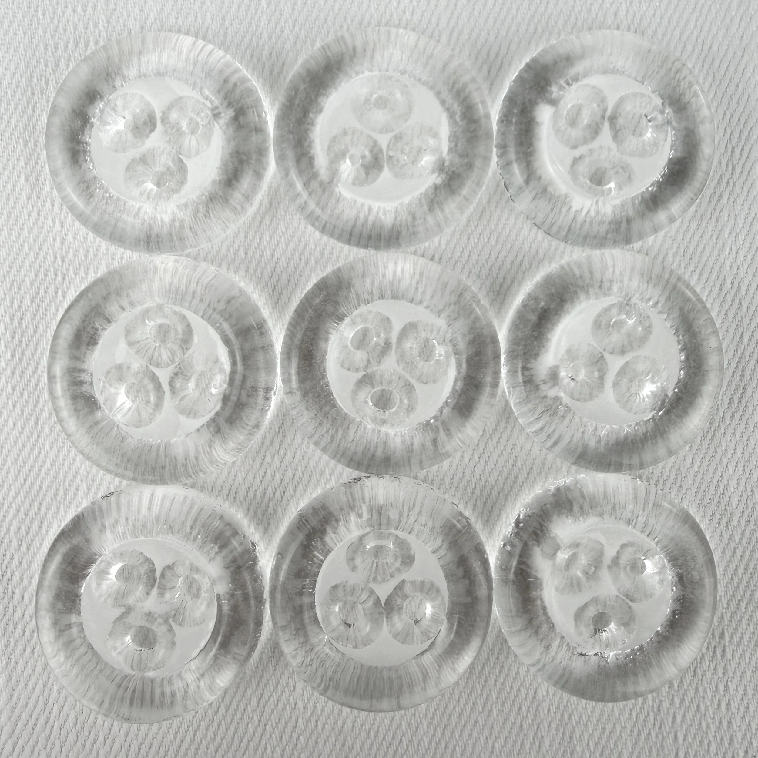 IMG_1115_BizuSleekWhite_ProductMulti.jpg