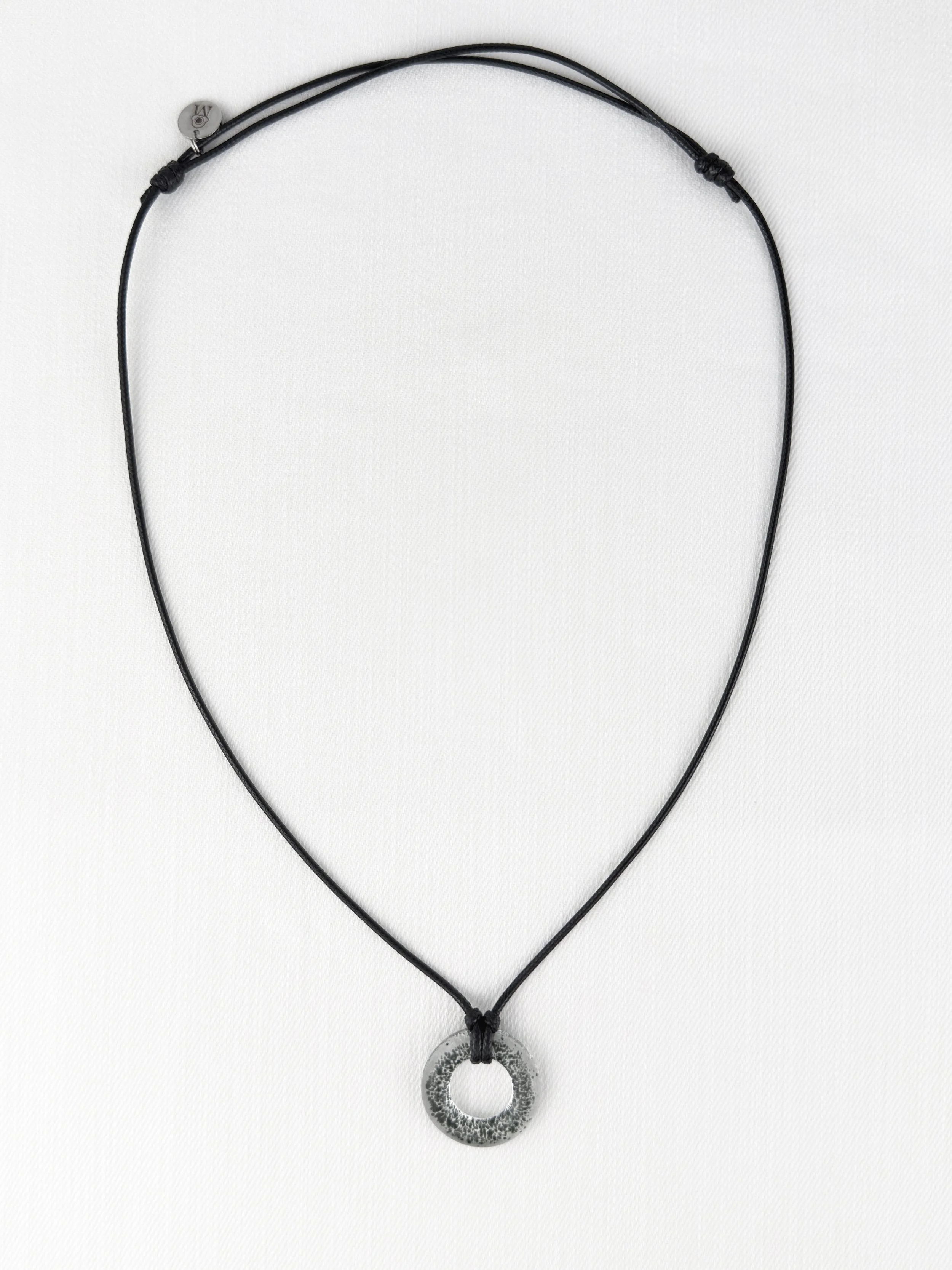 IMG_2621_BlackPetiteAureole_ProductFull.jpg