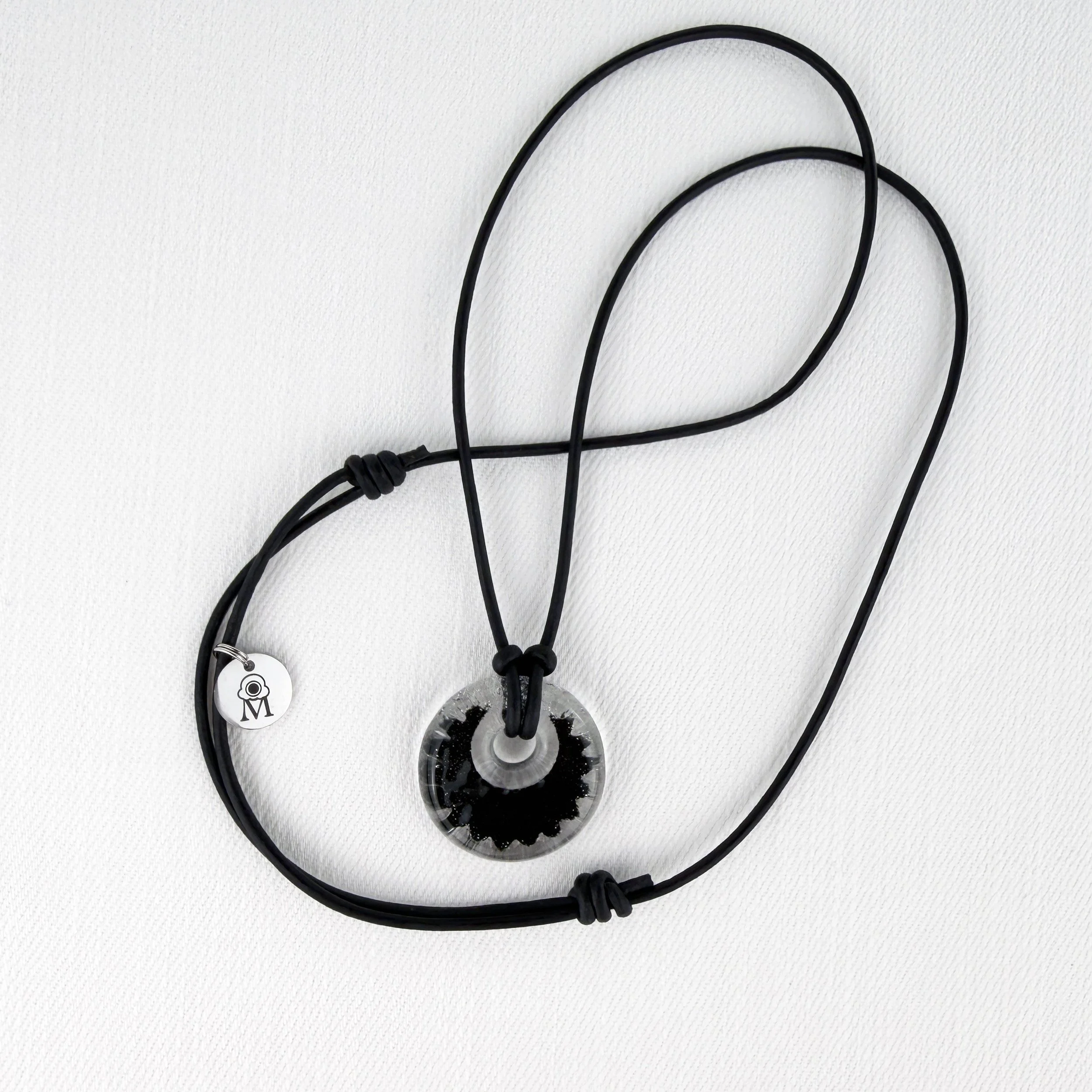 IMG_1278_LunaBlack_ProductStylized.jpg