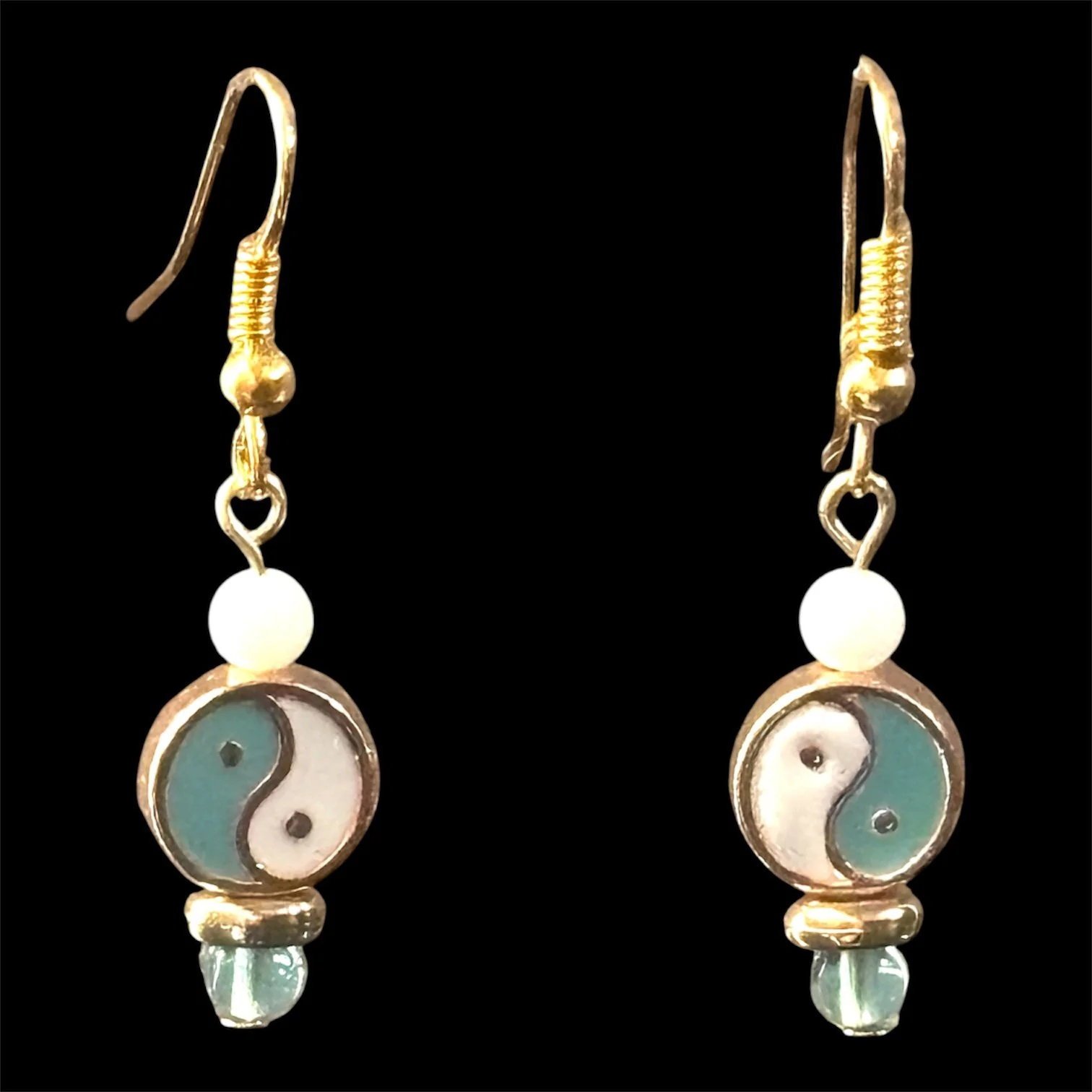 Ying Yin Yang Balance Energy Metal Enamel Painted Double sided Bead Earrings White & light blue