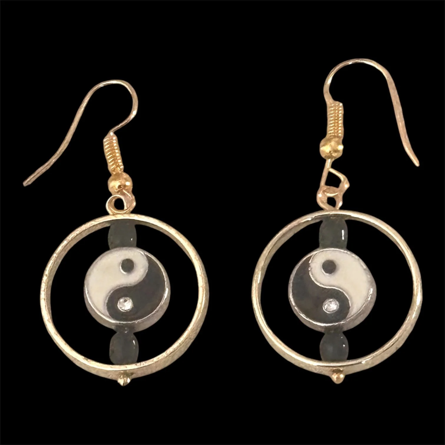 Ying Yin Yang Black White Rhinestone center in gold ring Dangle Pierced Earrings