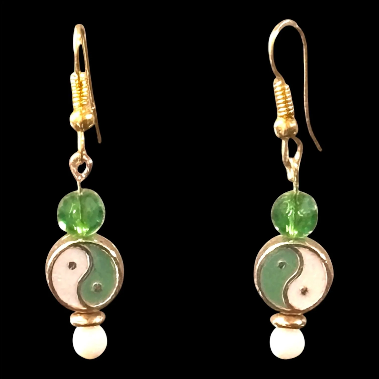Ying Yin Yang Balance Energy Metal Enamel Painted Double sided Bead Earrings White & Green