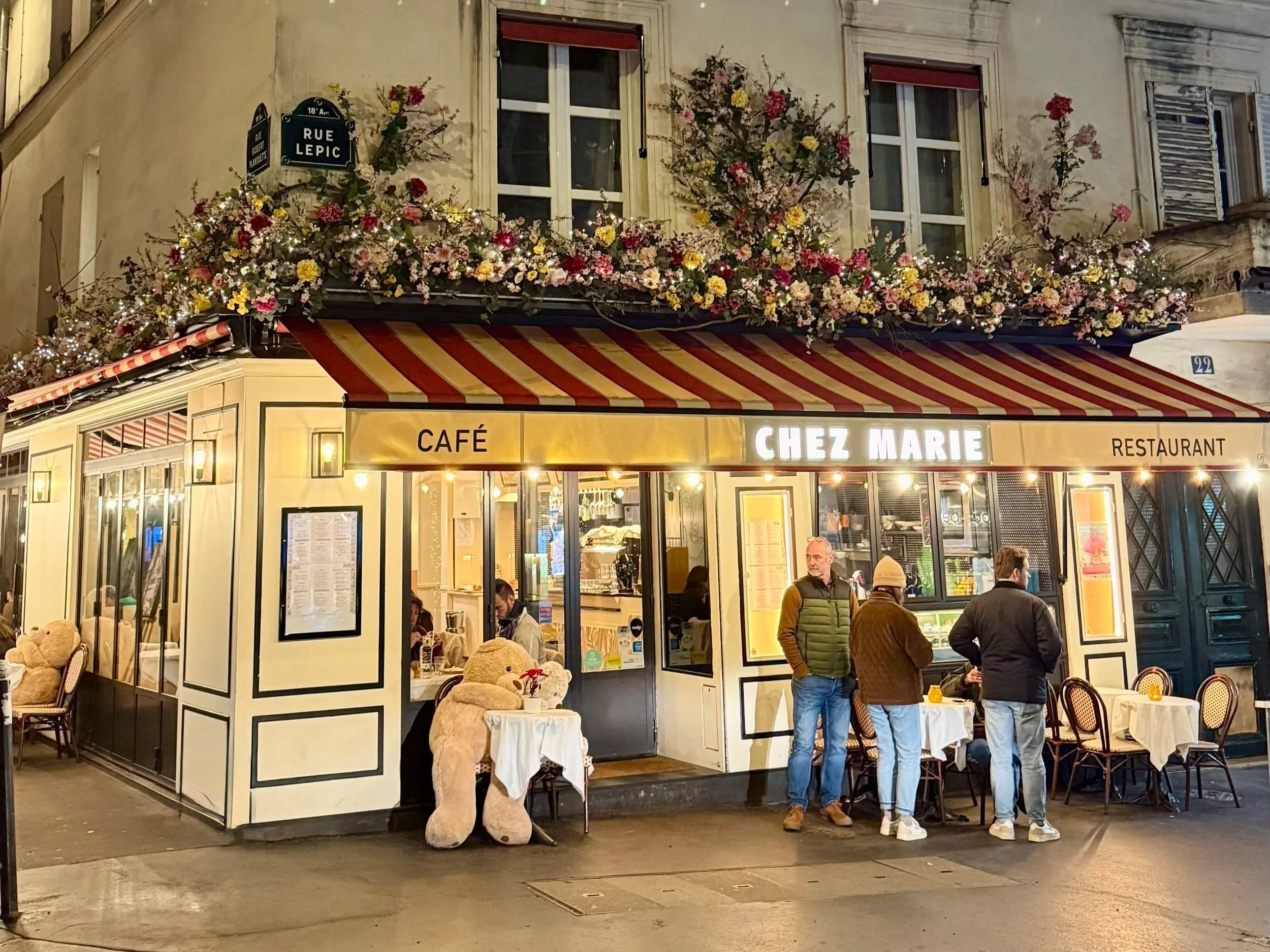 Restaurant Chez Marie in Montmartre in Paris, France