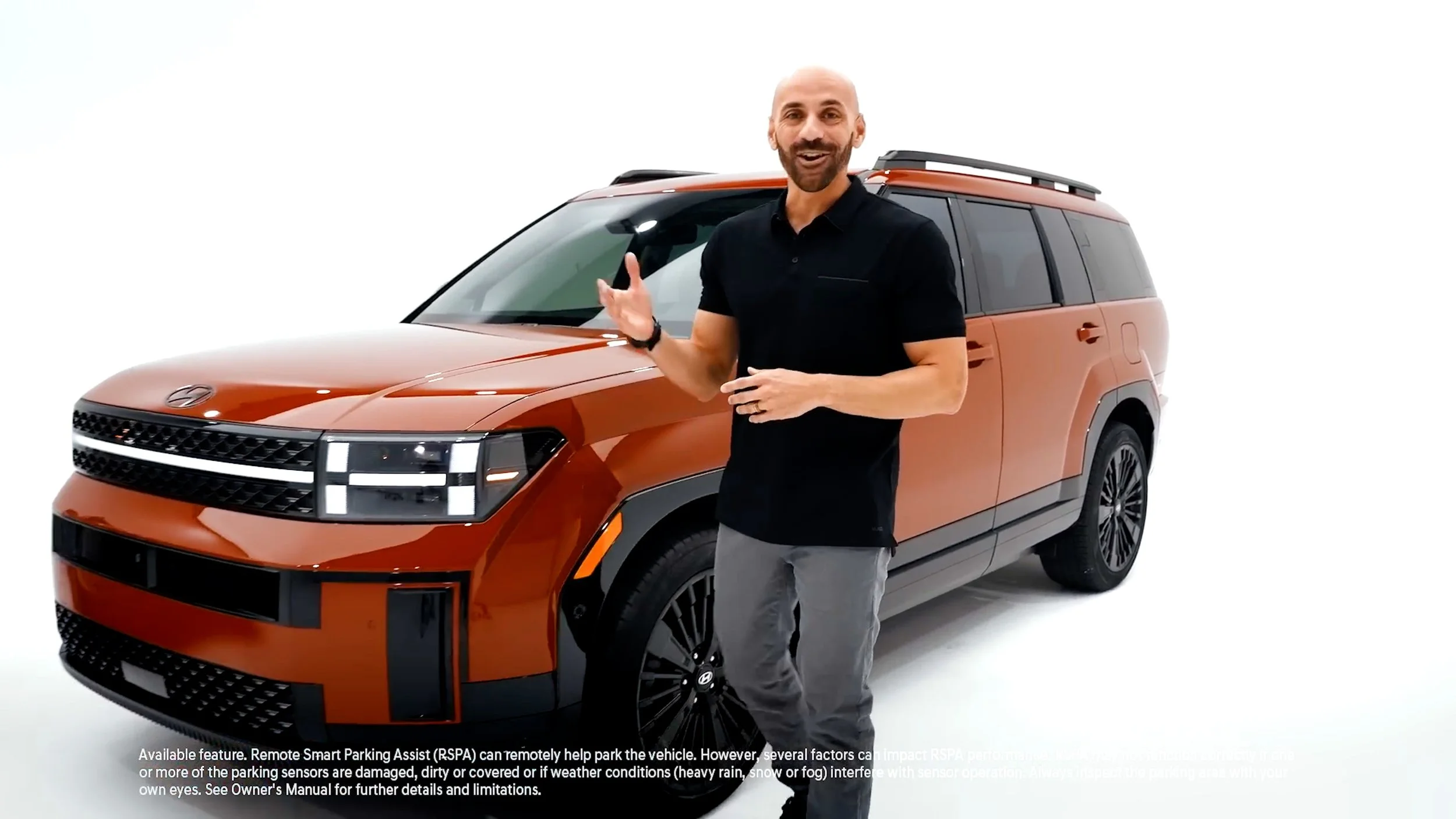 reel 25.00_14_04_21.Still003.jpg