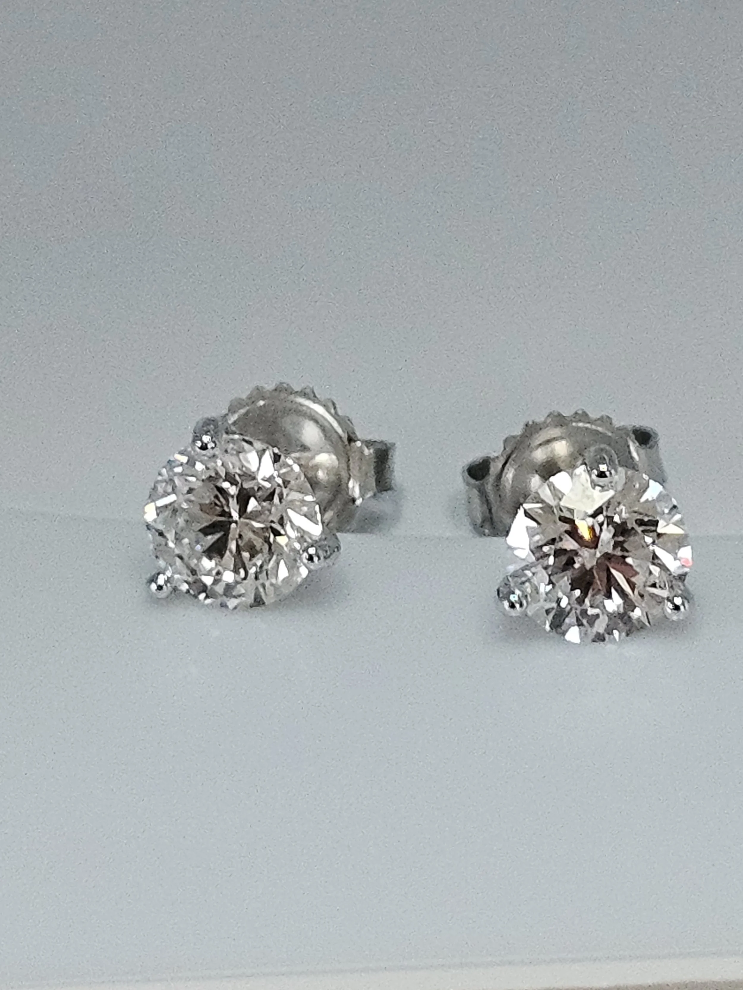 Studs Earrings
